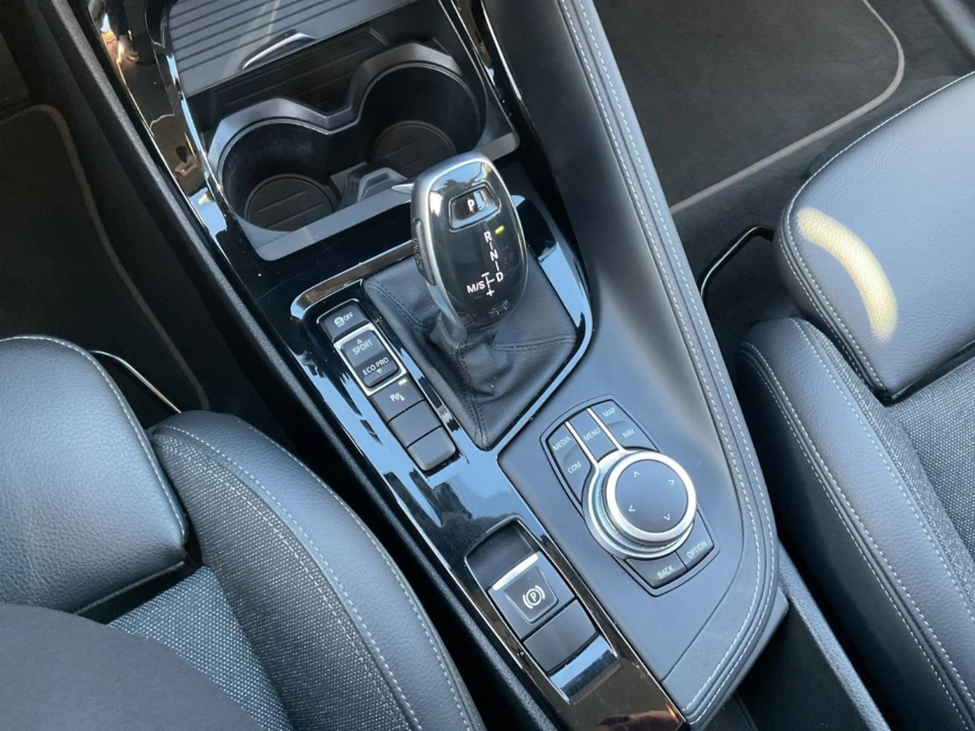 BMW X1 SDRIVE18I Navi Soundsystem LED Blendfreies Fernl. — photo 13