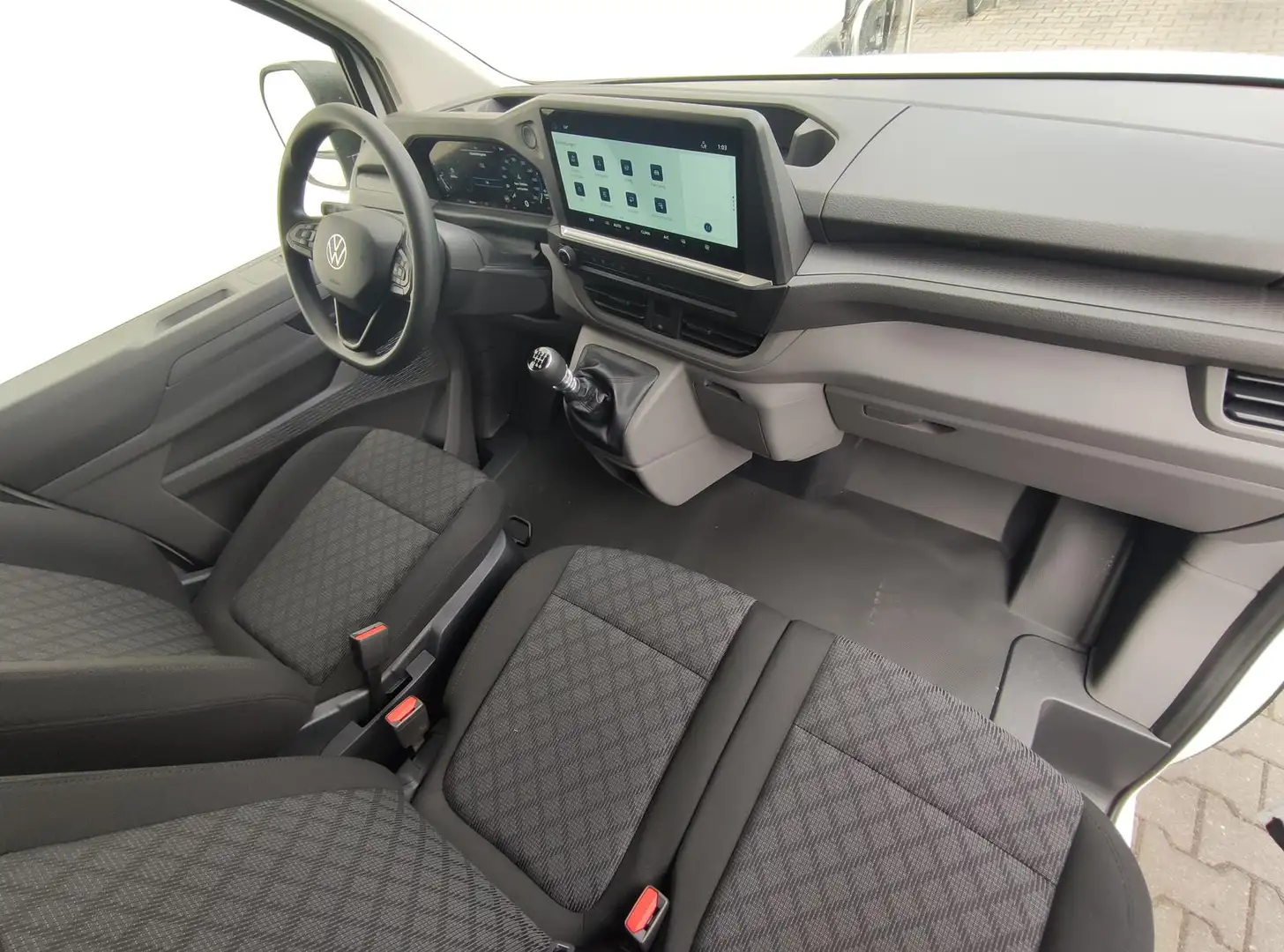 Volkswagen Transporter 2.0 TDI+110Ps+LR+LED+AHVZ+Navi+PDC Bílá - 2