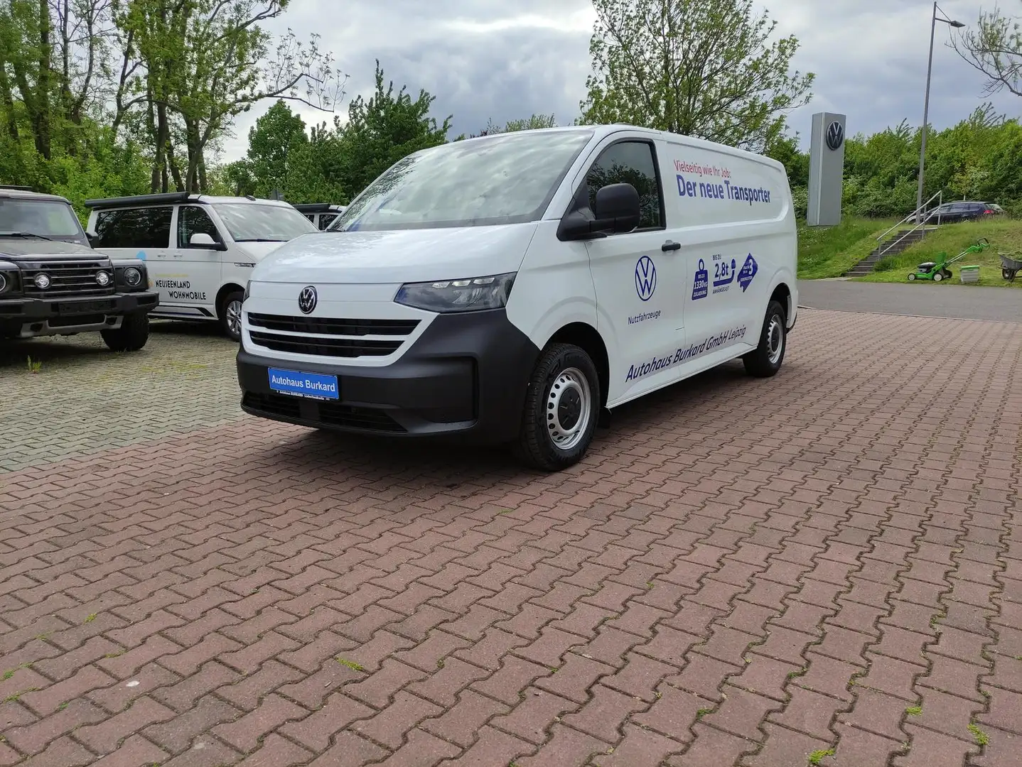 Volkswagen Transporter 2.0 TDI+110Ps+LR+LED+AHVZ+Navi+PDC Bílá - 1