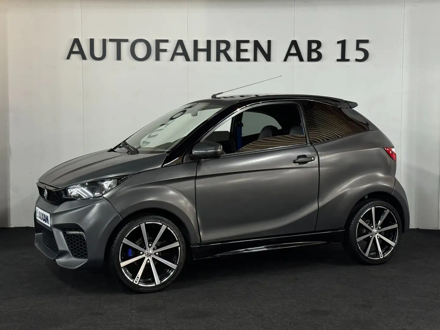 Aixam Coupe GTI , Leiser 8PS Motor, RFK, CarPlay, 10" Display Gris - 1