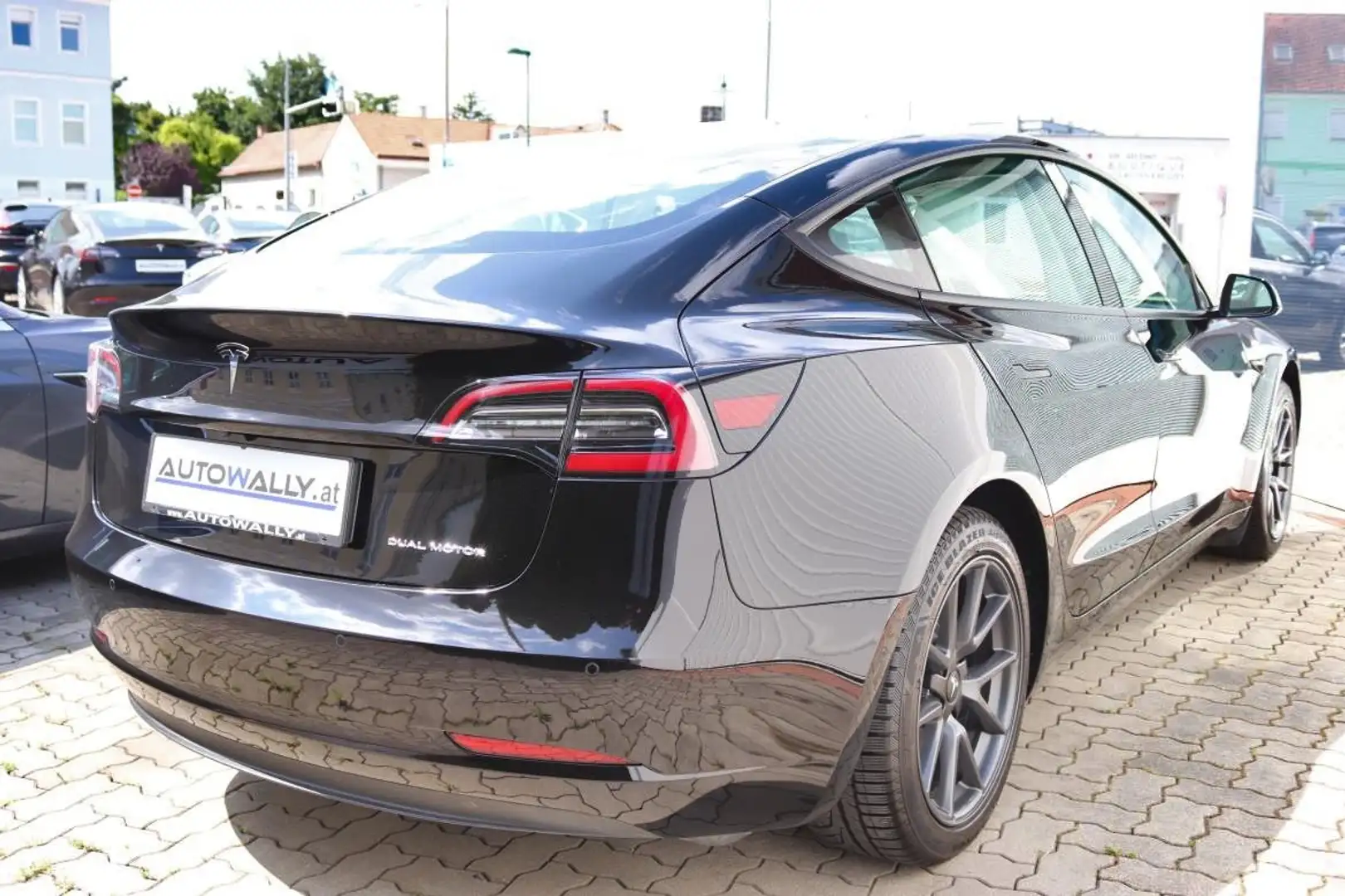 Tesla Model 3 Long Range AWD 75kWh *Enhanced Autopilot* Noir - 2
