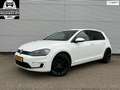 Volkswagen e-Golf € 13.390,- incl. subsidie particulier / camera / a Blanco - thumbnail 1