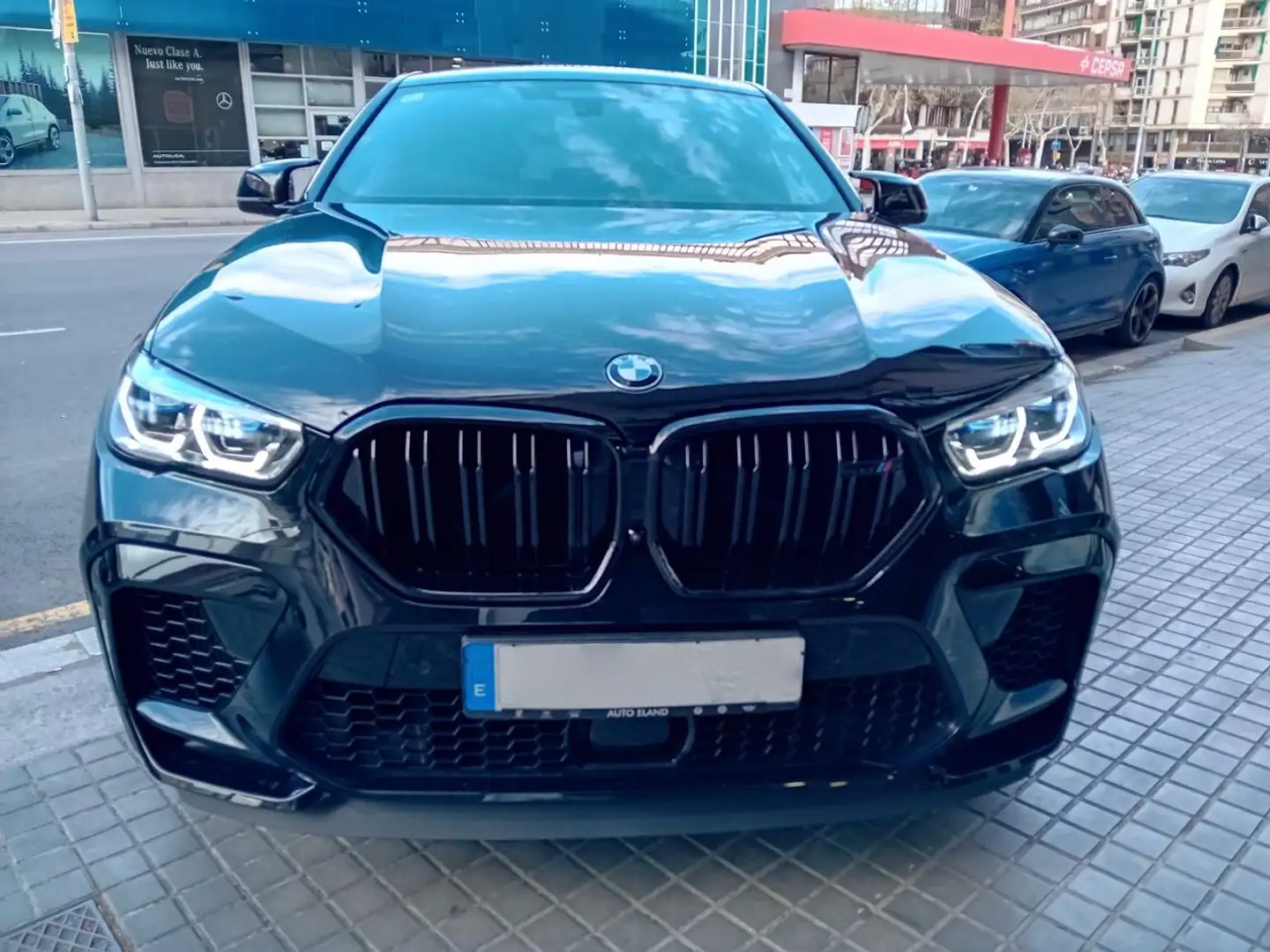 BMW X6 M Competition crna - 2