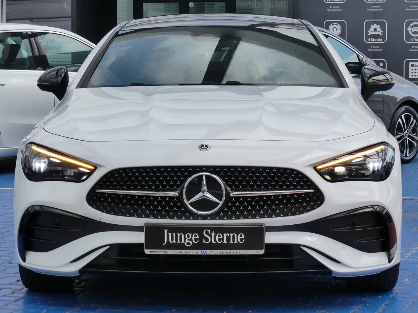 Mercedes-Benz CLE 300 CLE 300 AMG 4M Coupé +Panorama+R-Kamera+Ambiente Blanc - 2