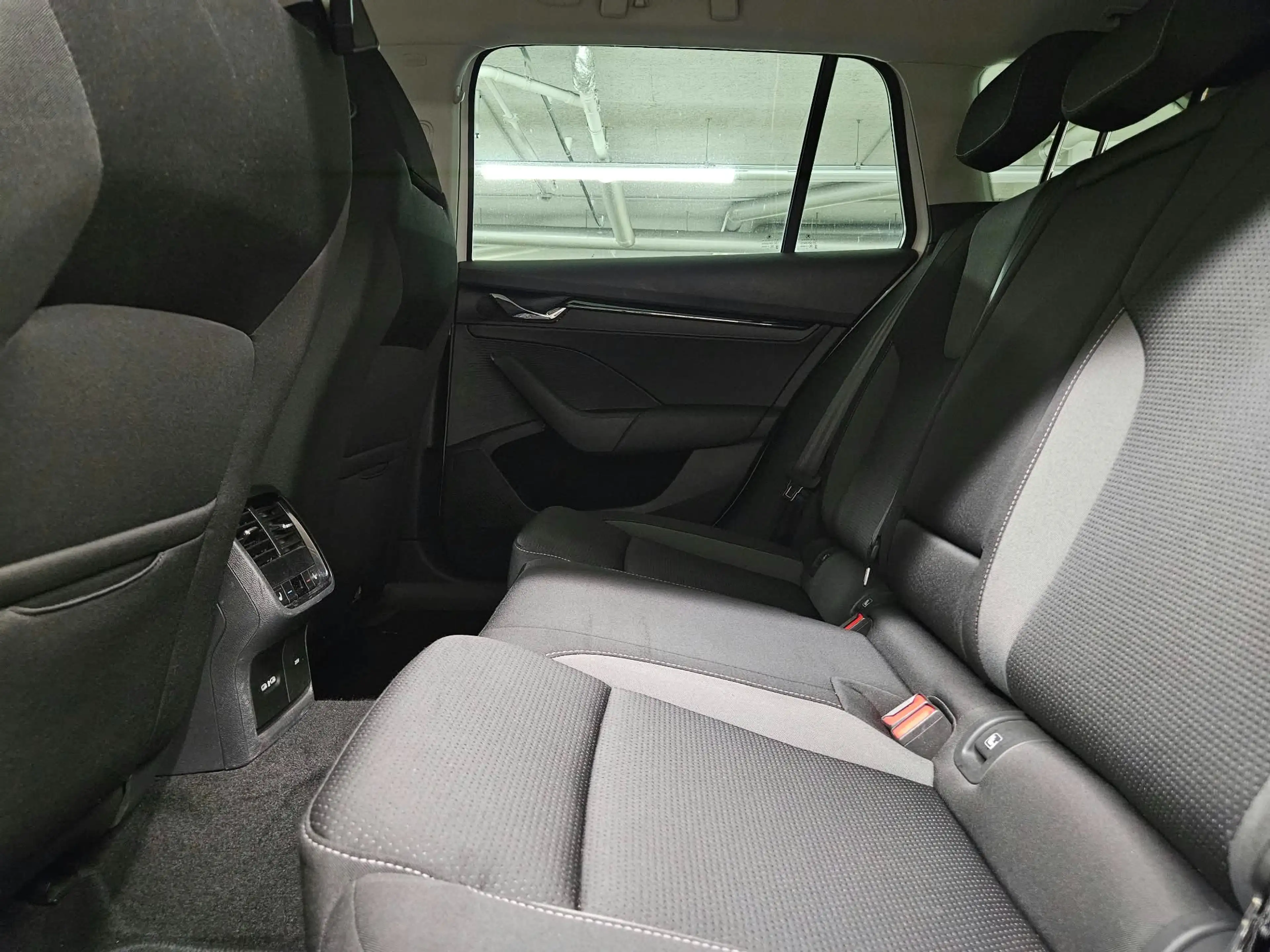 Skoda Octavia 2.0 TDI * 1-BESITZ * VIRTUAL COCKPIT * LED * KESSY — photo 15