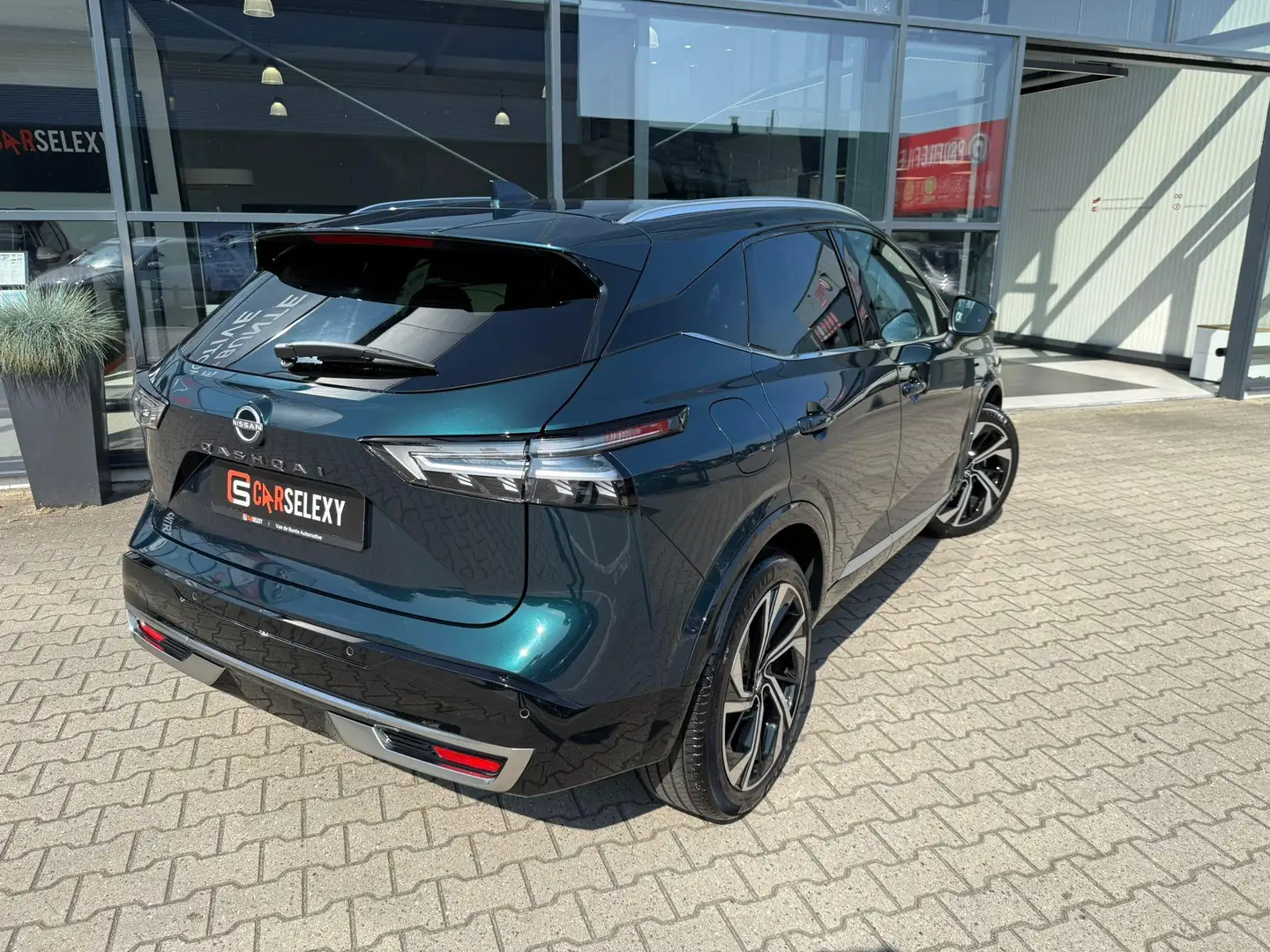 Nissan Qashqai 1.3 MHEV Xtronic Tekna Plus *Nieuw Model* Grün - 2