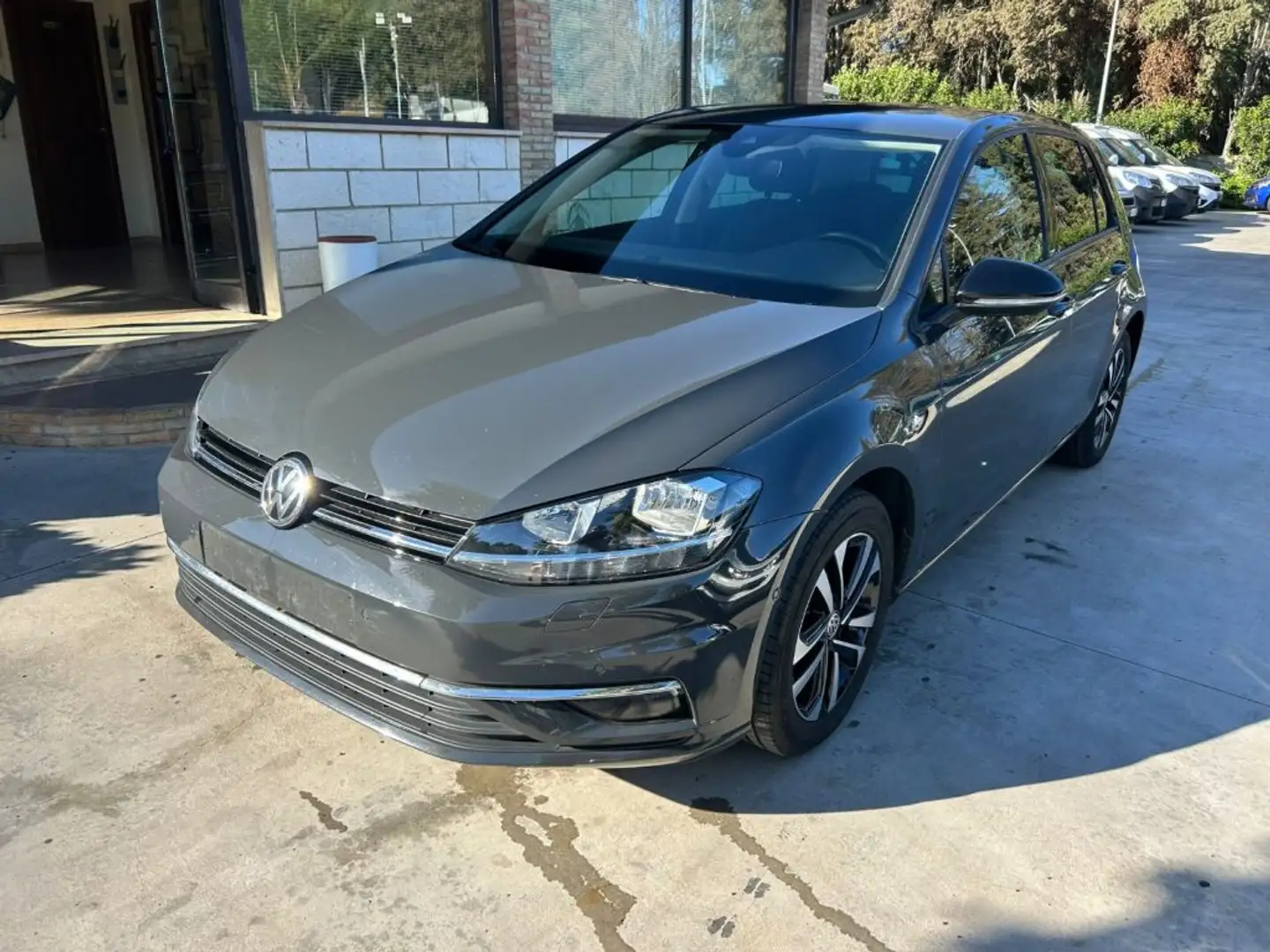 Volkswagen Golf 1.6 TDI 115 CV 5p. IQ Drive Grigio - 1