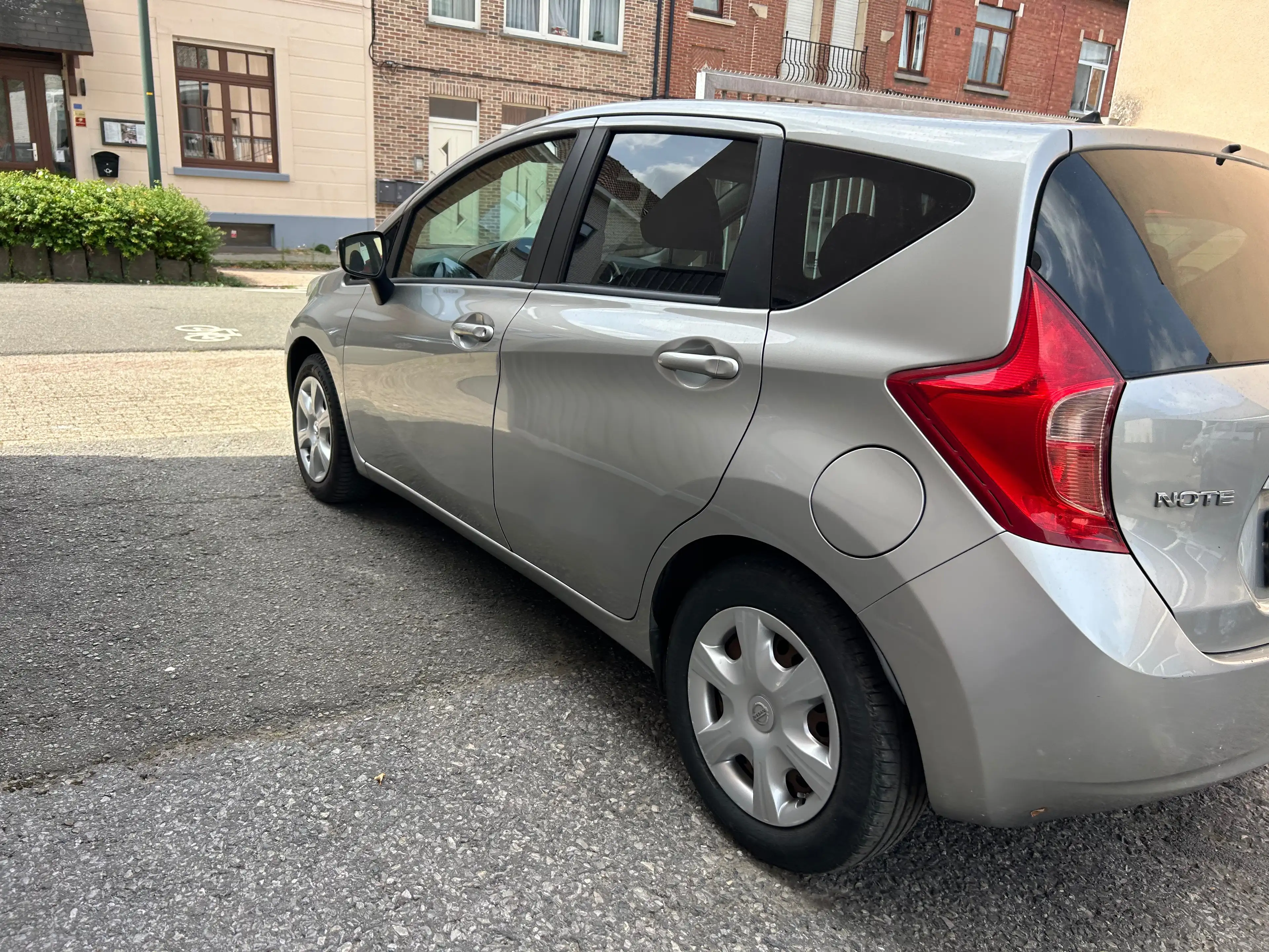 Nissan Note Note 1.2i Business Edition 12 mois de garantie — photo 5