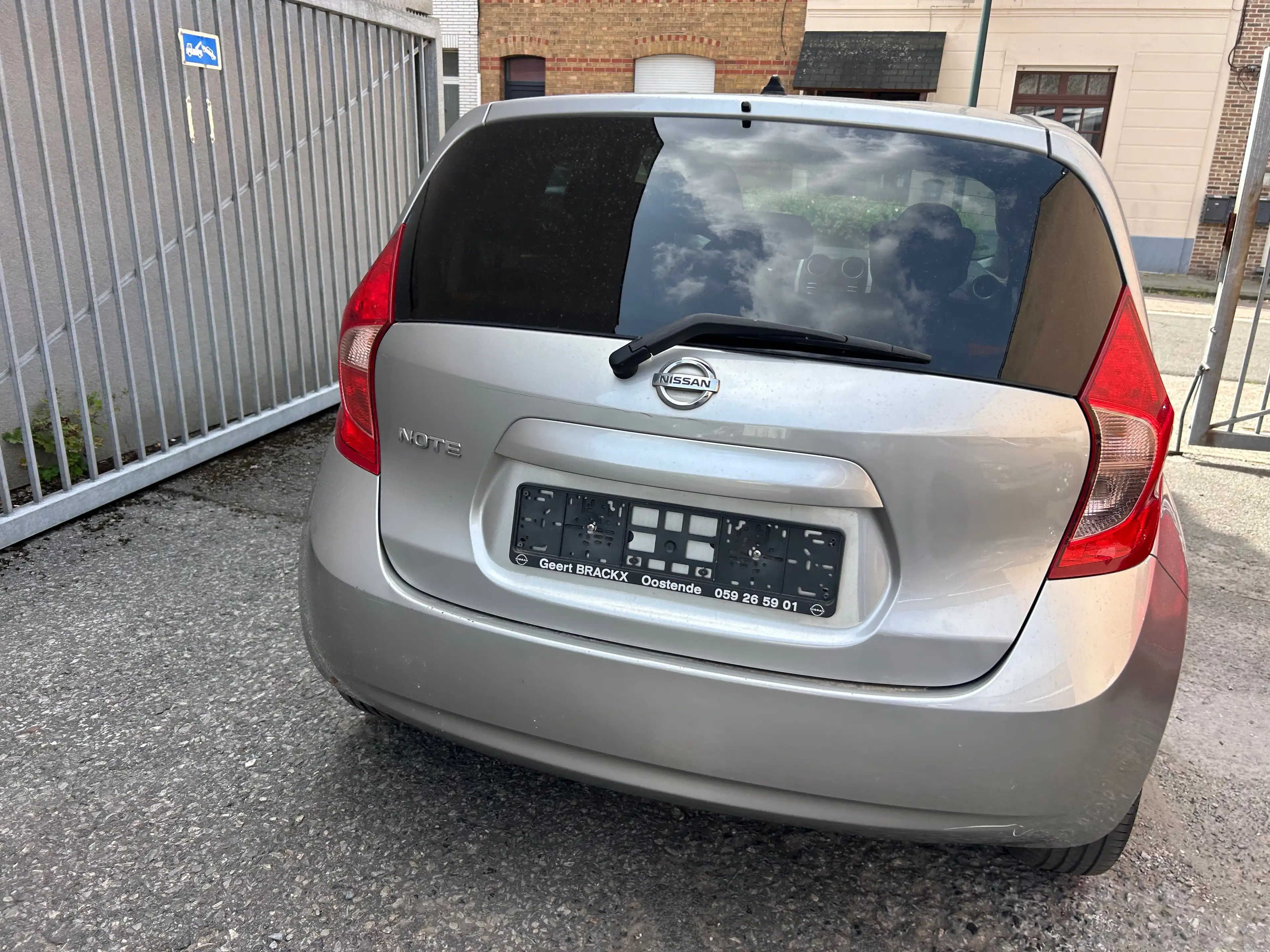 Nissan Note Note 1.2i Business Edition 12 mois de garantie — photo 4