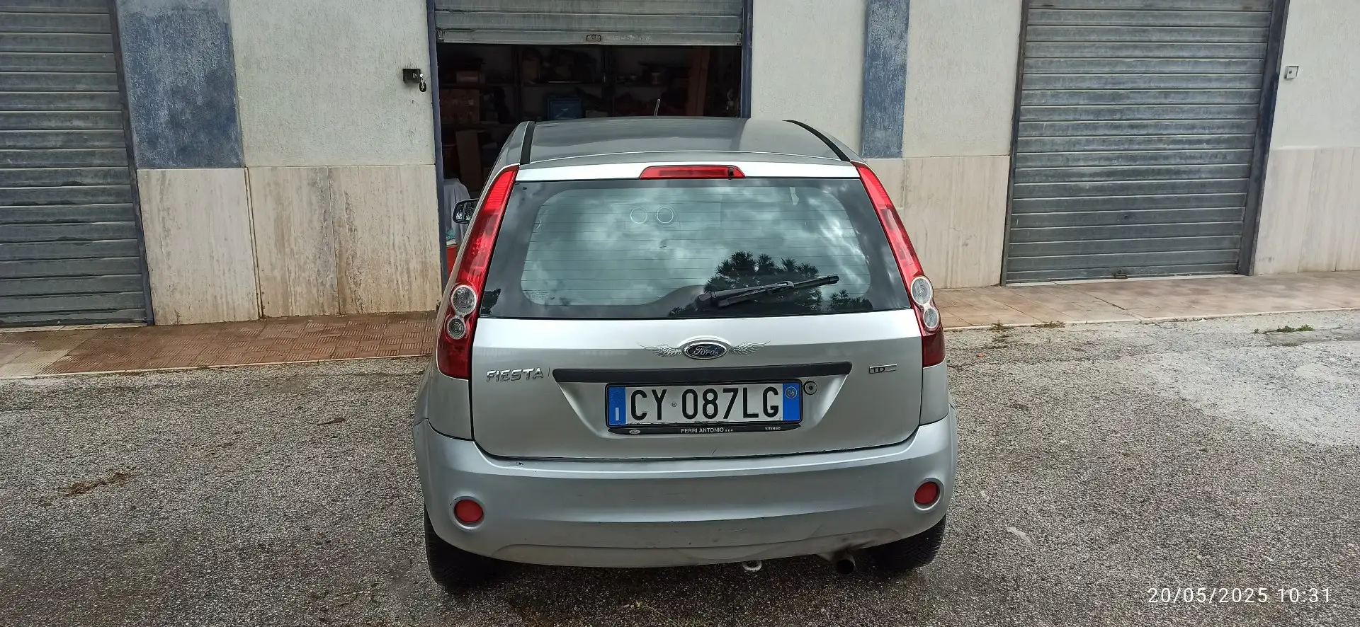 Ford Fiesta 5p 1400cilindra - 2