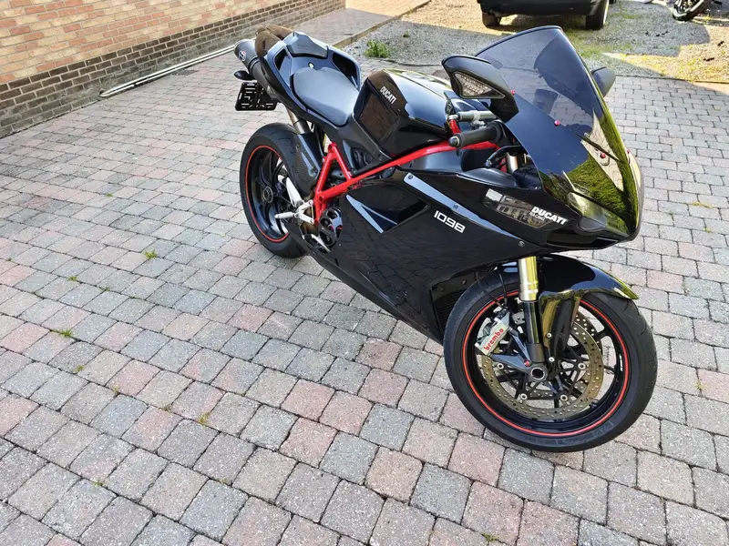 Ducati 1098 - foto 3