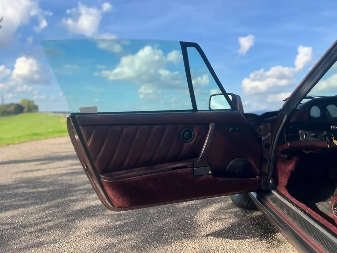 Porsche 911 Carrera 3.2 Cabriolet â Cassis Red â G5, foto 5