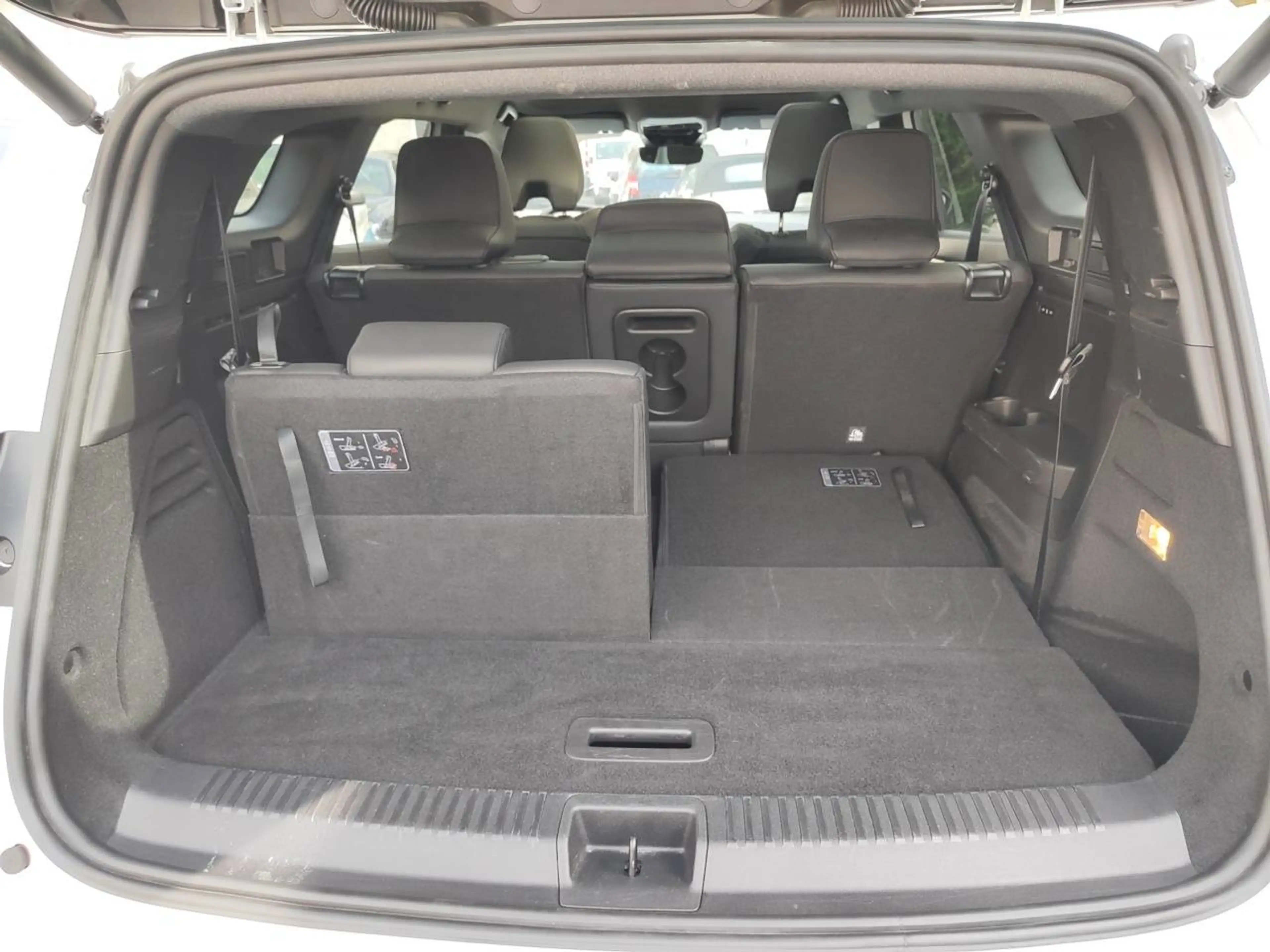 Renault Espace Esprit Alpine E-Tech Hybrid — photo 15