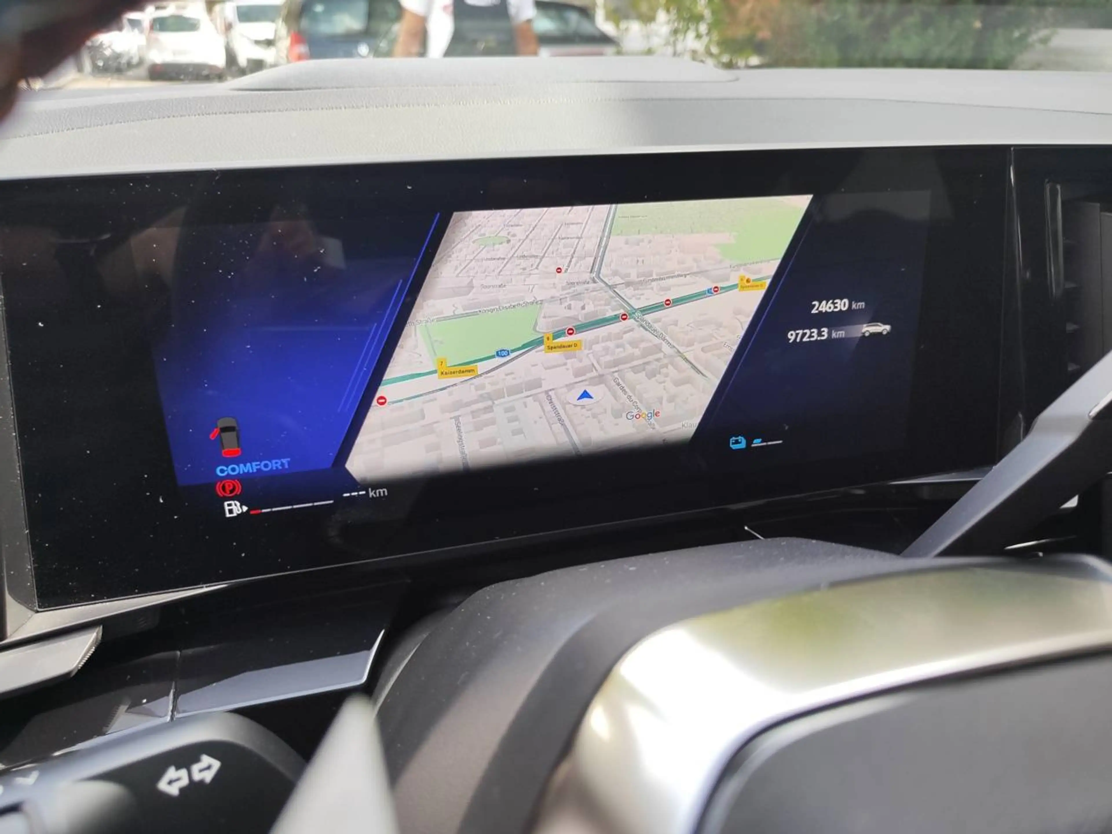Renault Espace Esprit Alpine E-Tech Hybrid — photo 7
