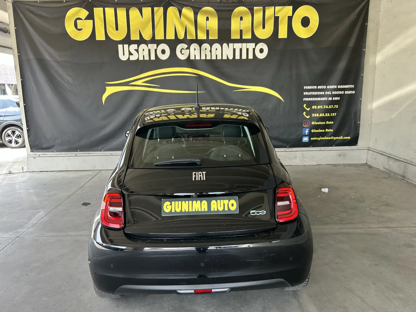 Fiat 500e 500e Icon Zwart - 1