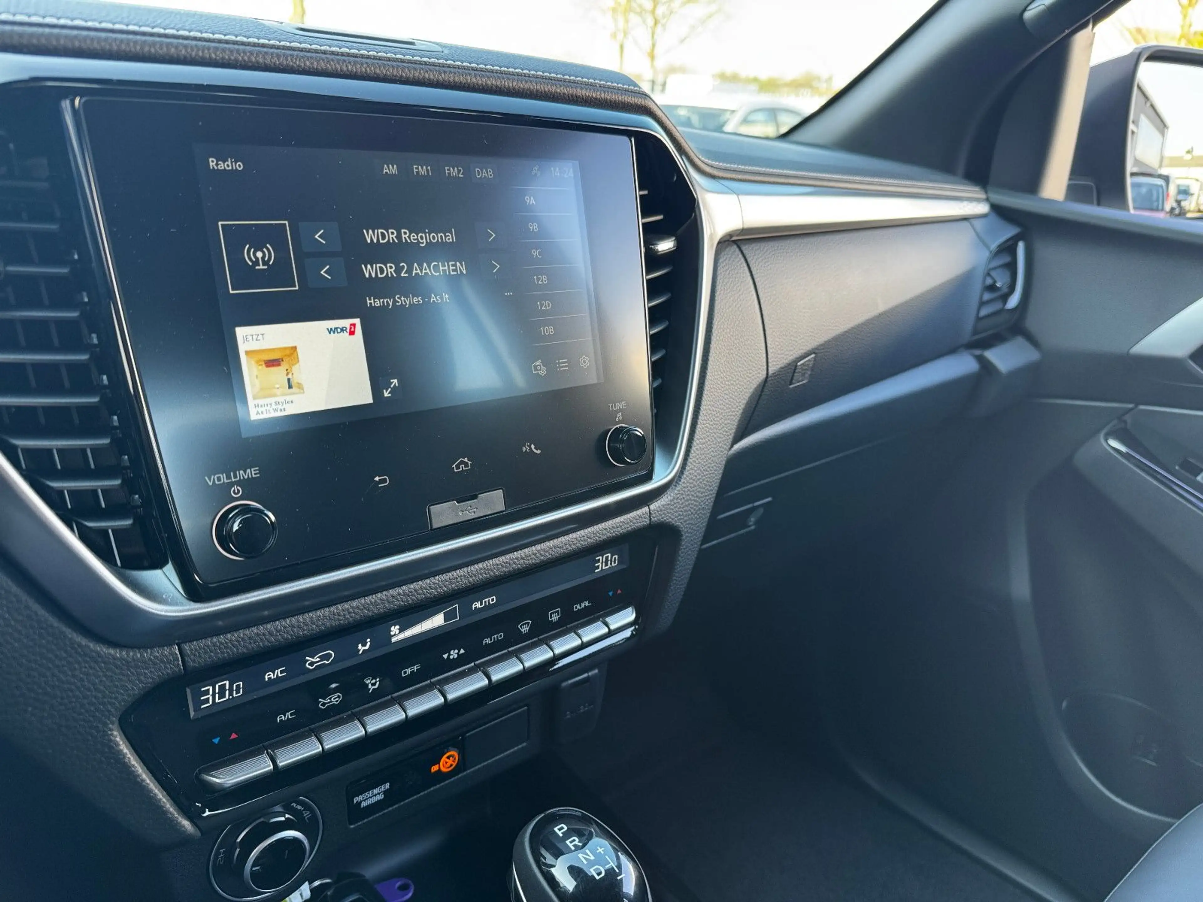 Isuzu D-Max Double Cab 4WD LSE LED ACC PDC KAMERA — photo 12