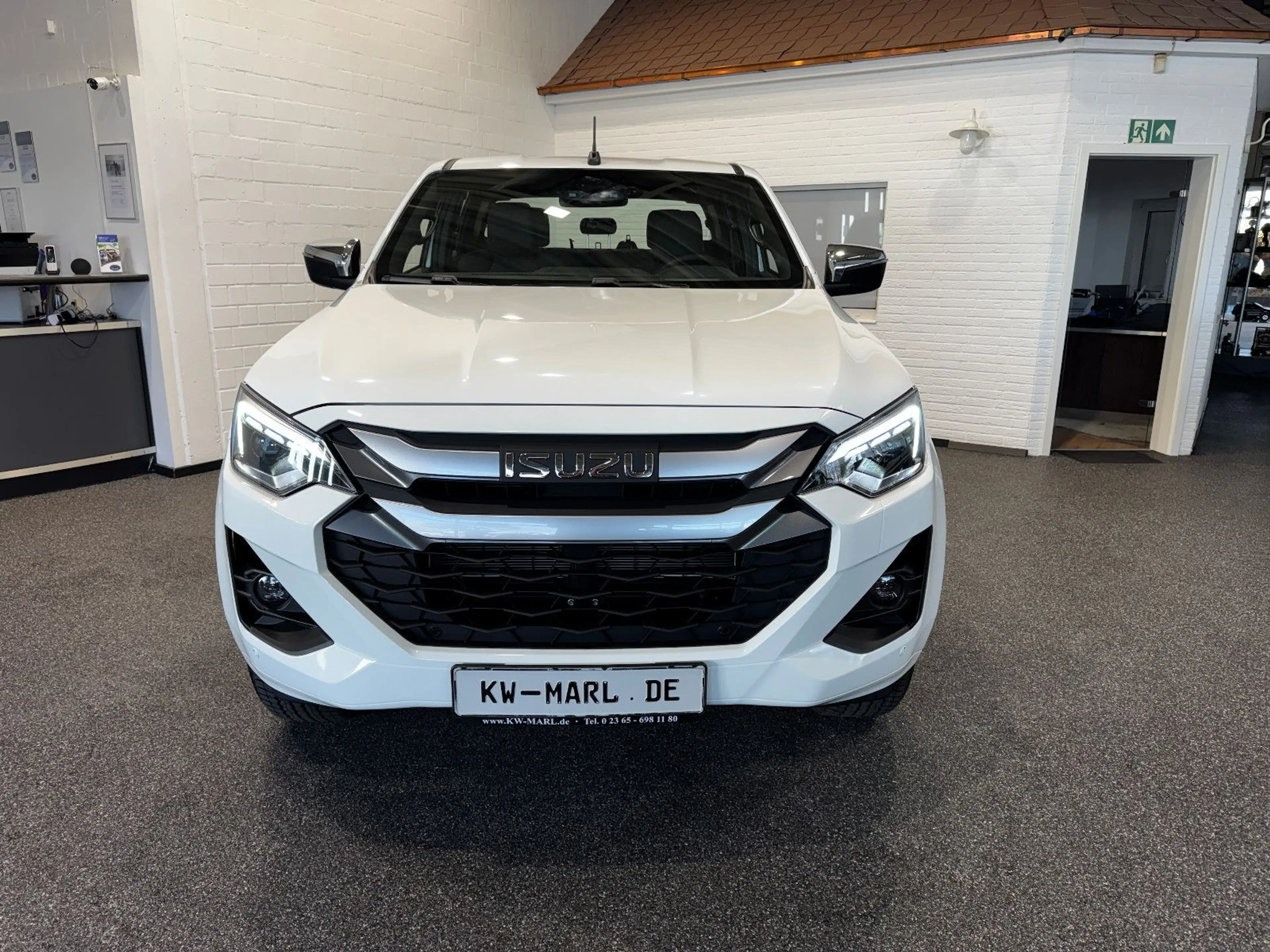 Isuzu D-Max Double Cab 4WD LSE LED ACC PDC KAMERA — photo 2
