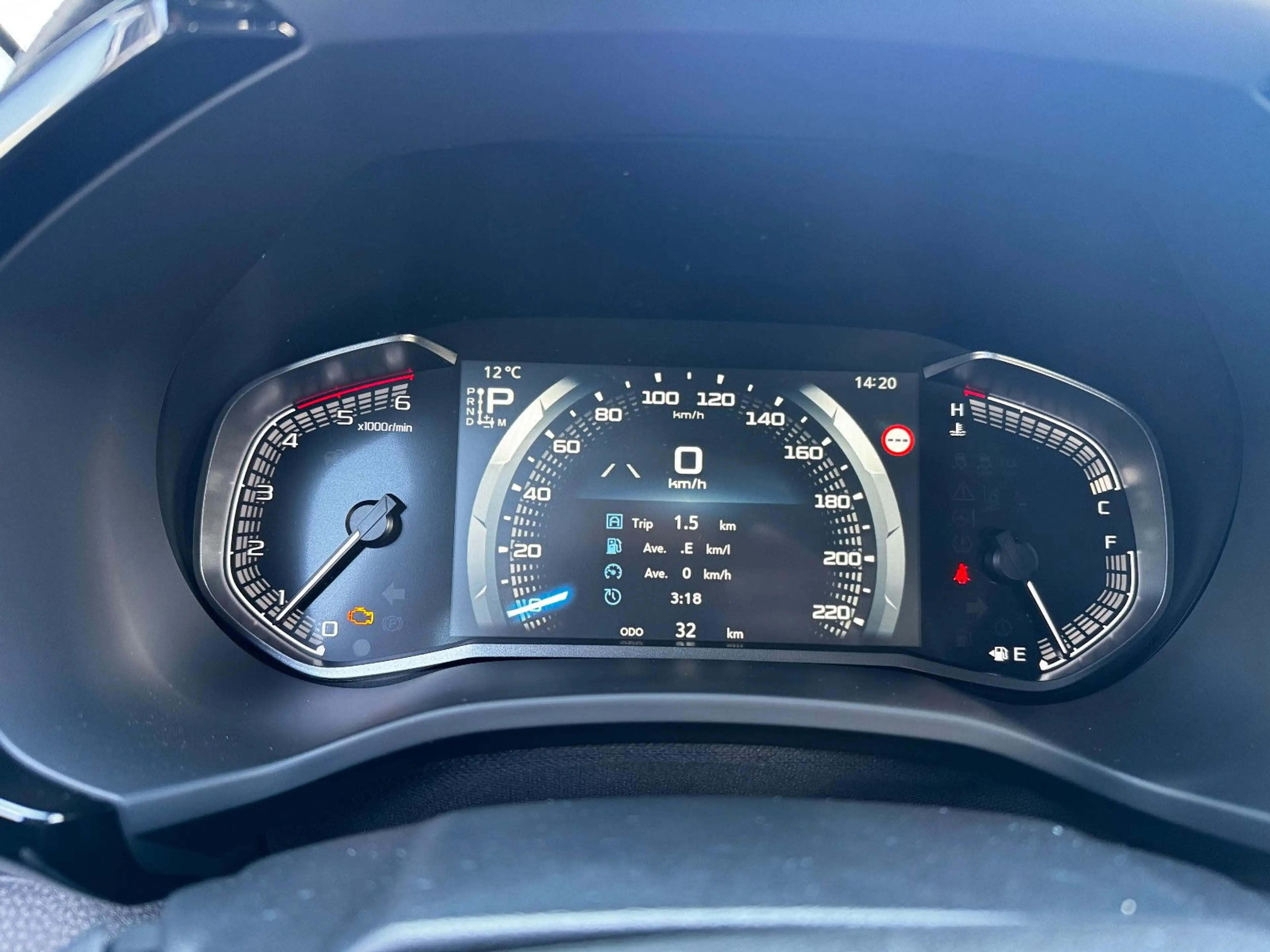 Isuzu D-Max Double Cab 4WD LSE LED ACC PDC KAMERA — photo 11