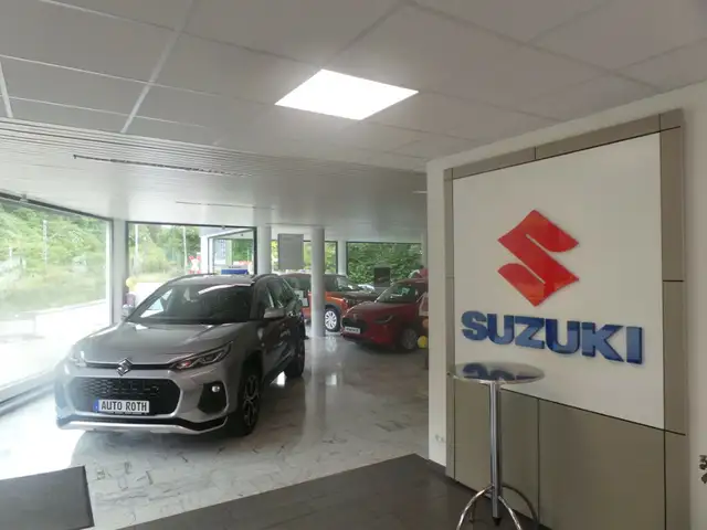 Suzuki Across Plug-In-Hybrid Comfort+ CVT