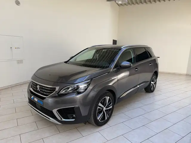Peugeot 5008 5008 1.2 // Pano dak // 7 Plaatsen // LEZ 2035