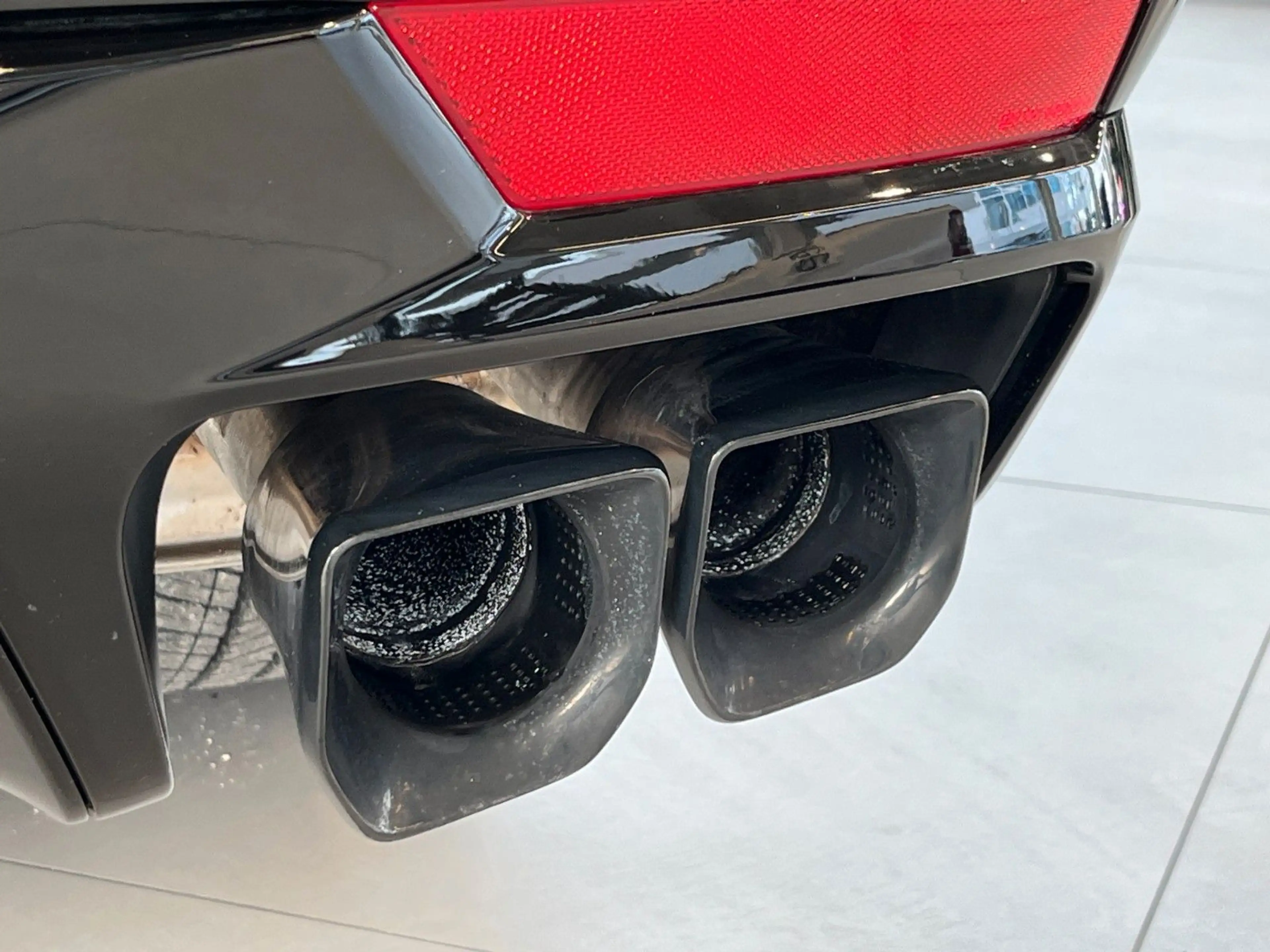 Cadillac Escalade V-Series 6.2 V8 Kompressor — photo 7