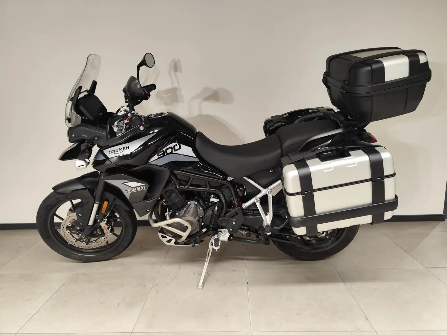 Triumph Tiger 900 Noir - 2