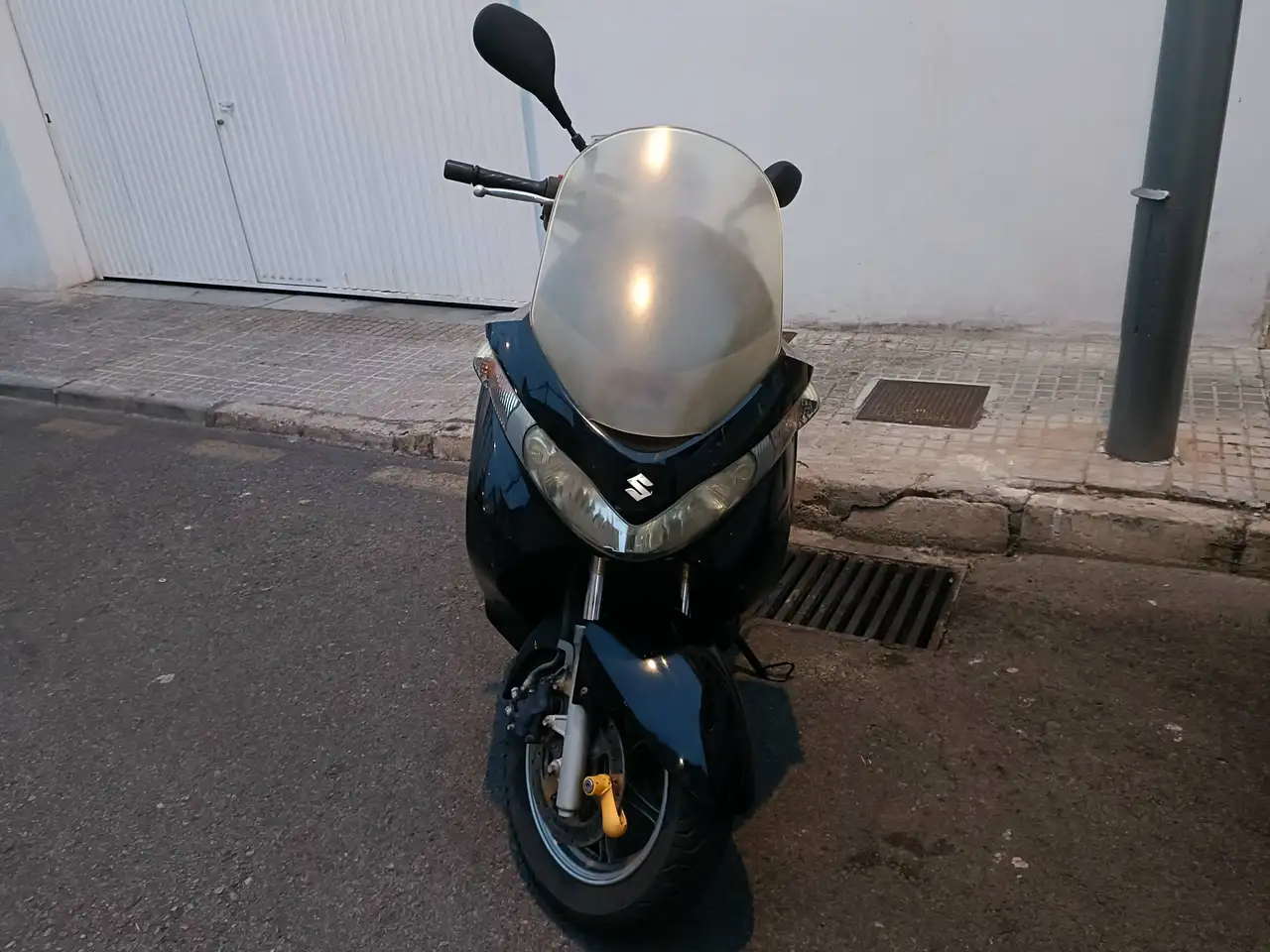 Suzuki Burgman 200