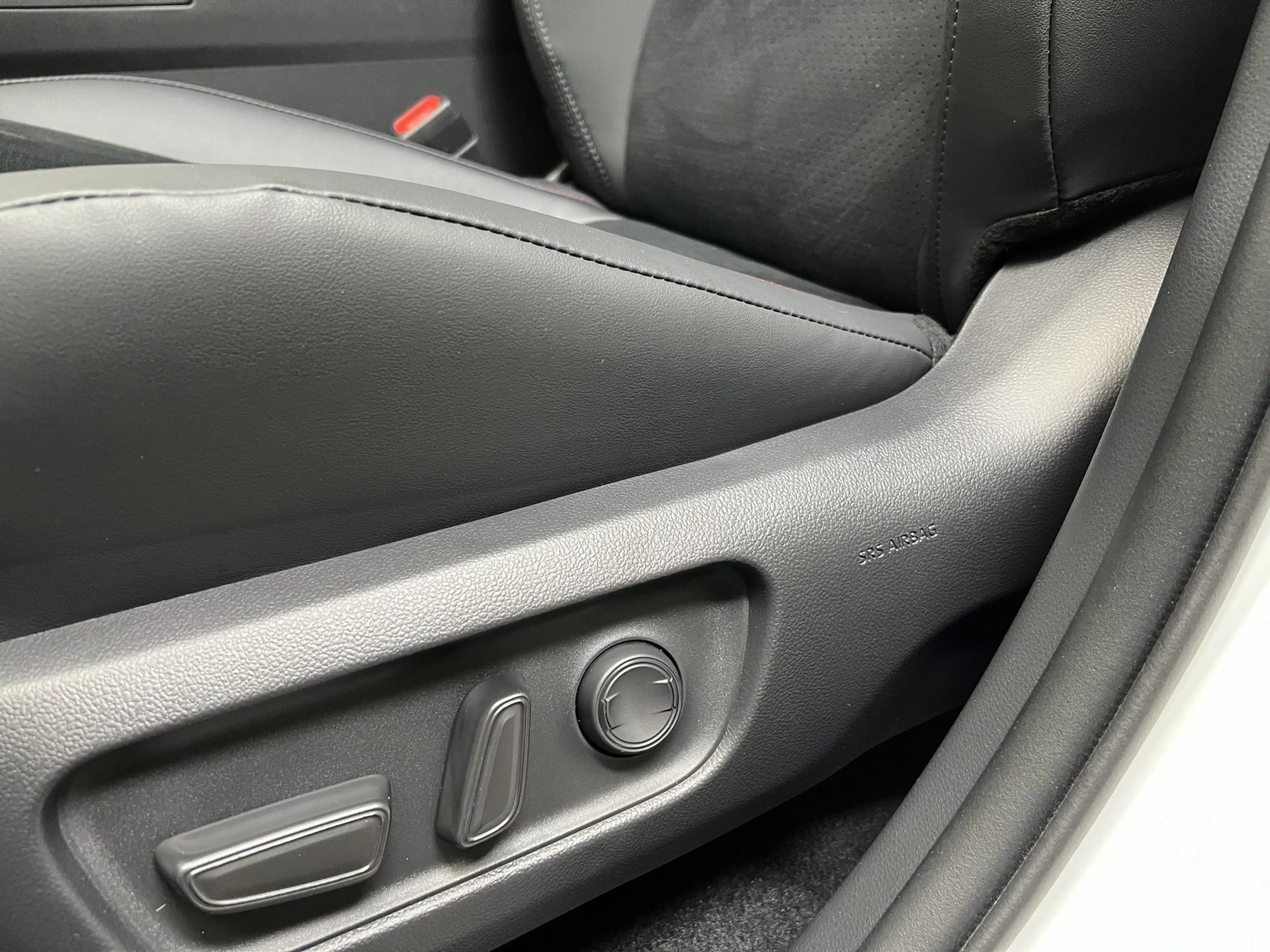 Toyota RAV 4 RAV4 2.5 Hybrid GR Sport AWD — photo 9