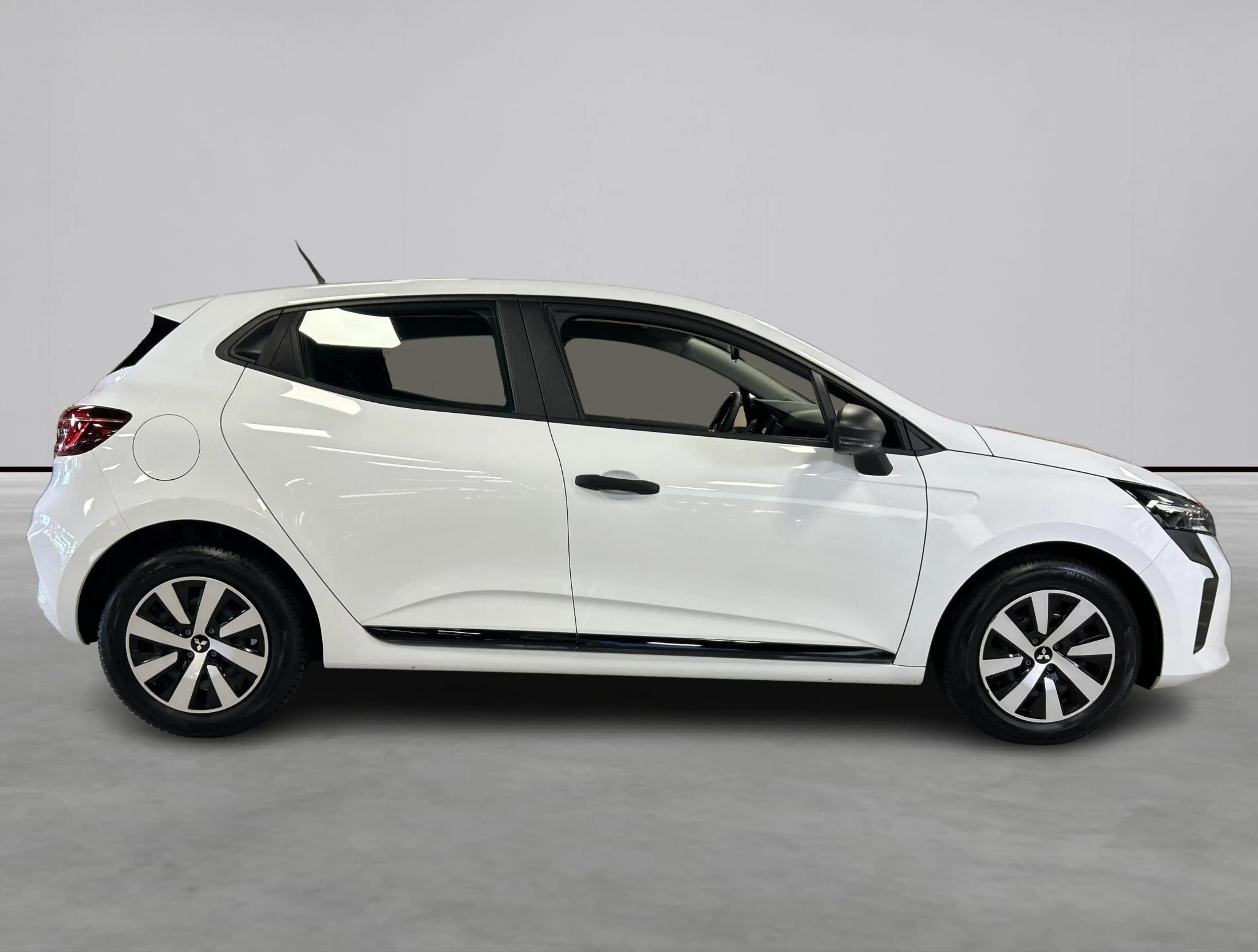 Mitsubishi Colt 1.0 MT Pure — photo 6