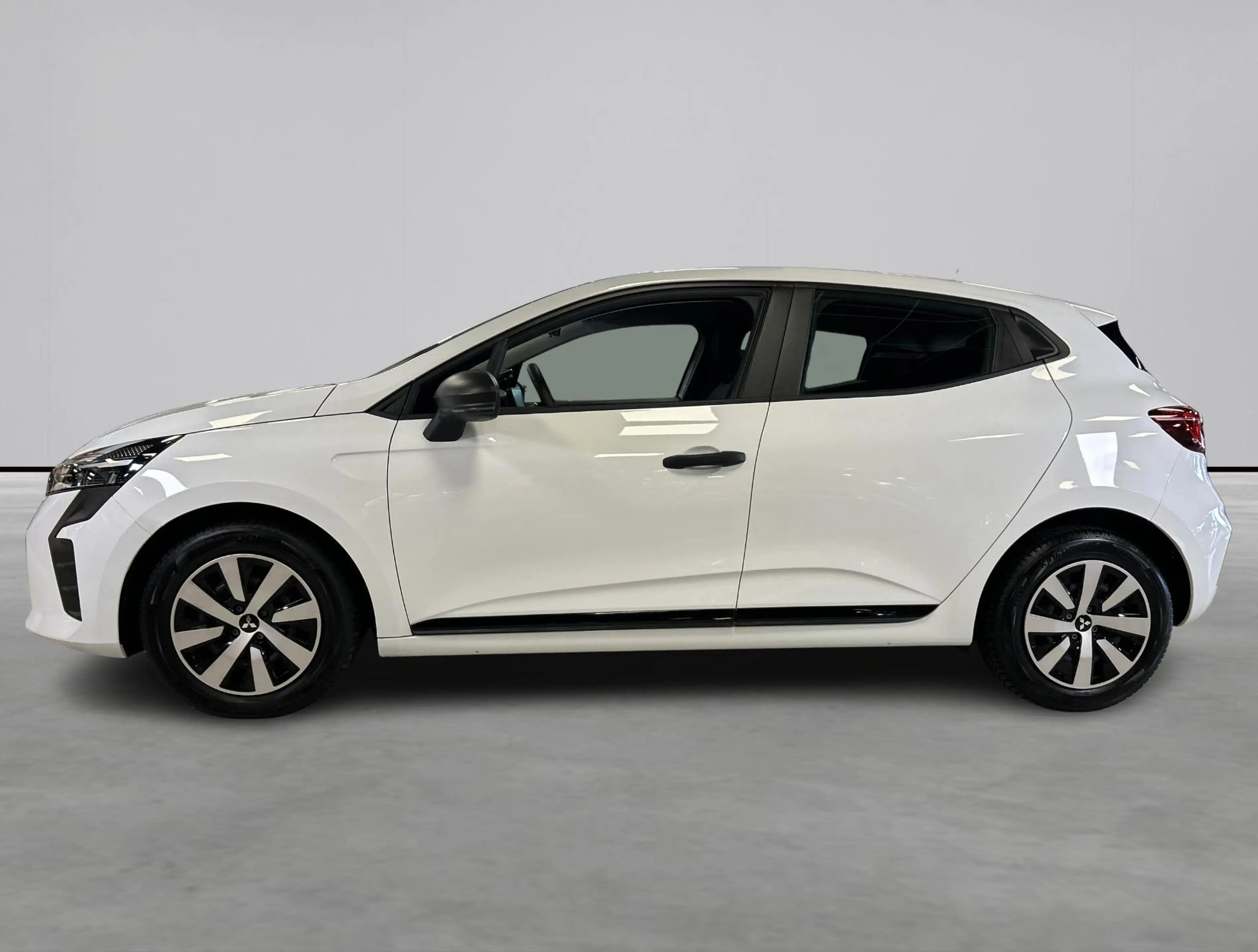 Mitsubishi Colt 1.0 MT Pure — photo 2