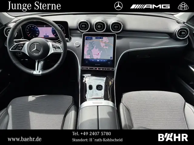 Mercedes-Benz C-Class view 4
