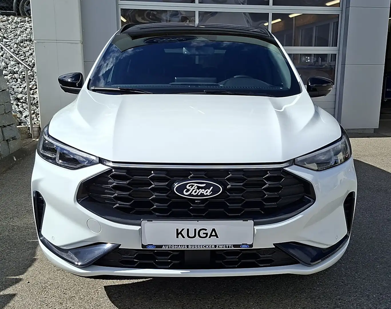 Ford Kuga 2,5 Duratec PHEV ST-Line X Aut. Weiß - 2
