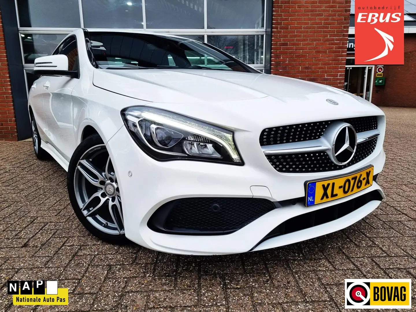 Mercedes-Benz CLA 180 Business Solution AMG Wit - 1