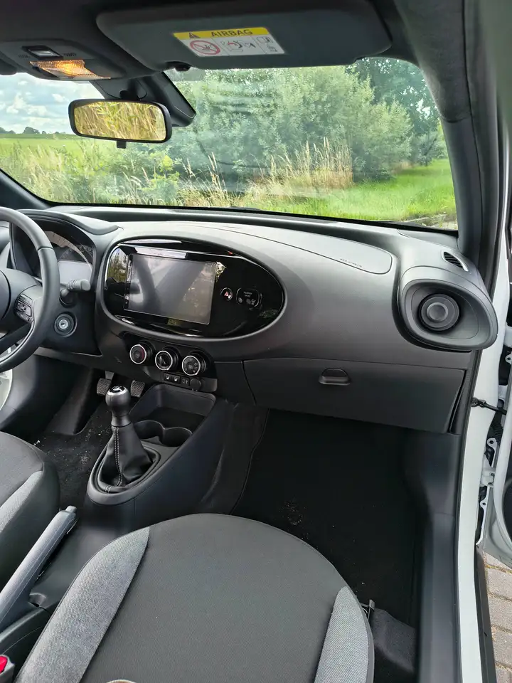 Toyota Aygo X Business Edition Klima und Sitzheizung RFK, миниатюра 18