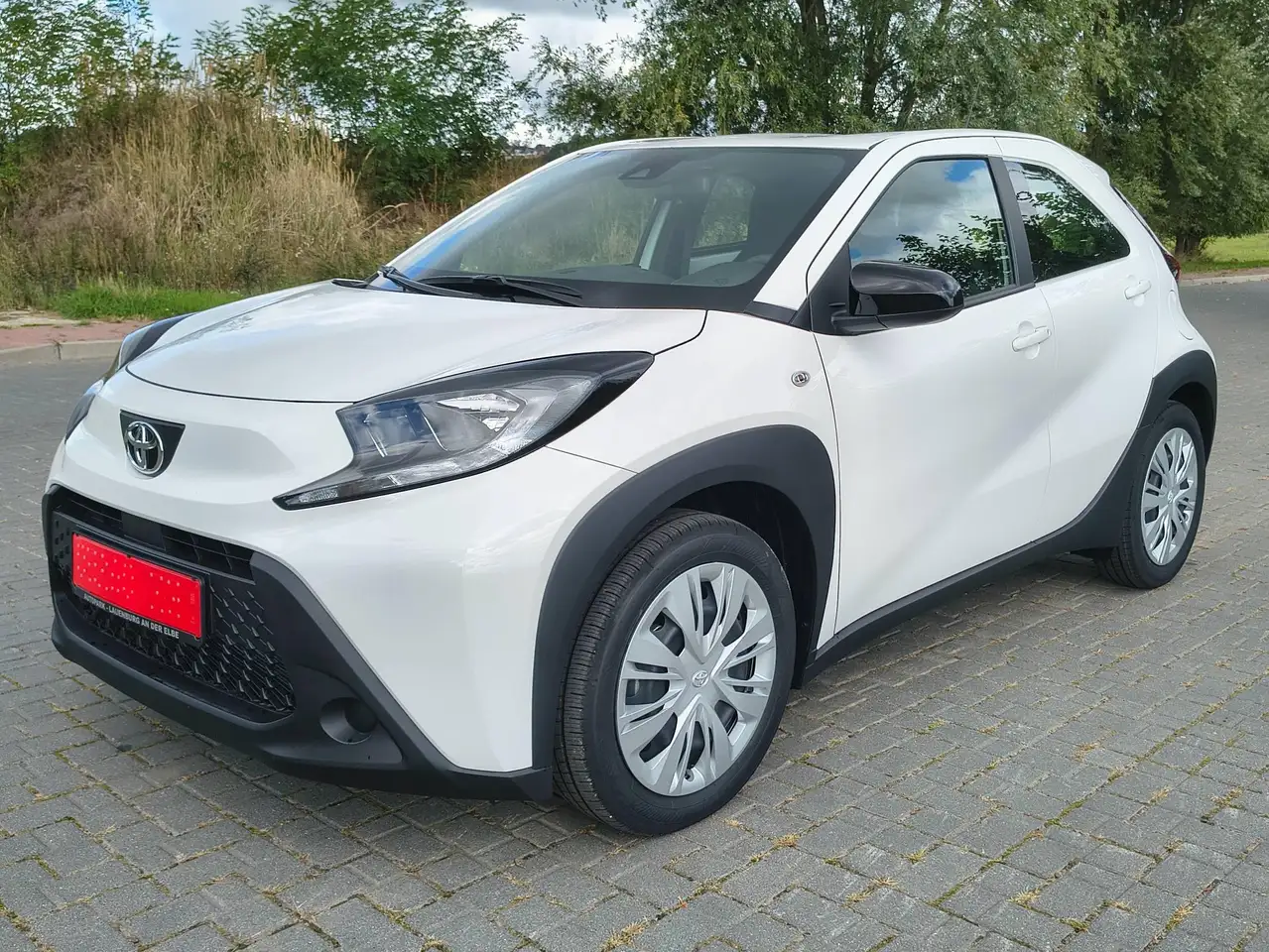 Toyota Aygo X Business Edition Klima und Sitzheizung RFK