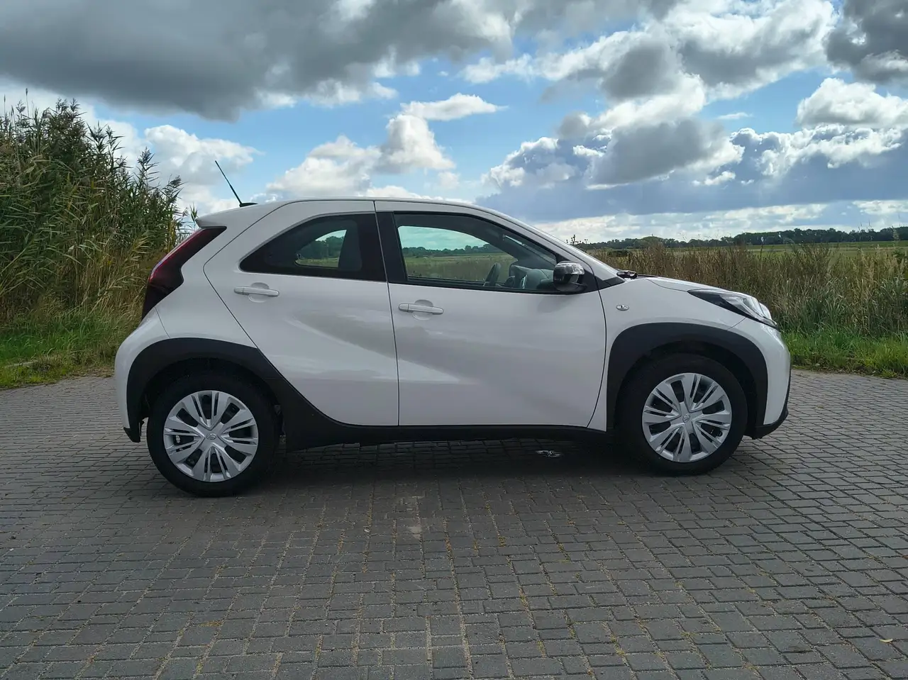 Toyota Aygo X Business Edition Klima und Sitzheizung RFK, миниатюра 11