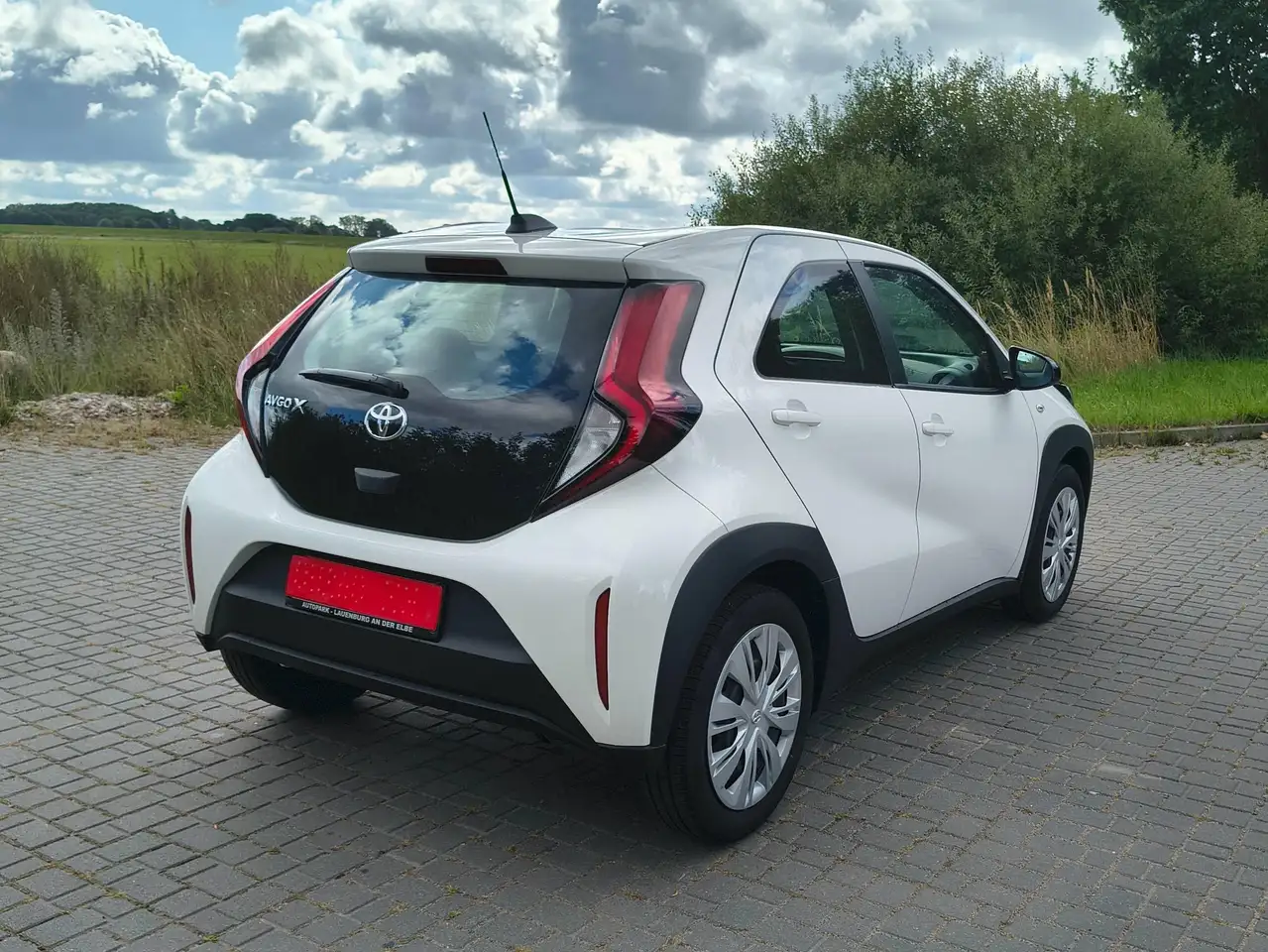 Toyota Aygo X Business Edition Klima und Sitzheizung RFK, миниатюра 9