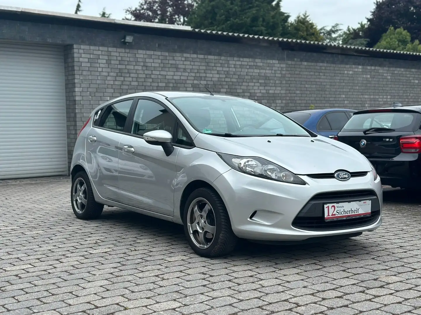 Ford Fiesta Trend Garantie*Klima*TÜV 06/2026* Silber - 1