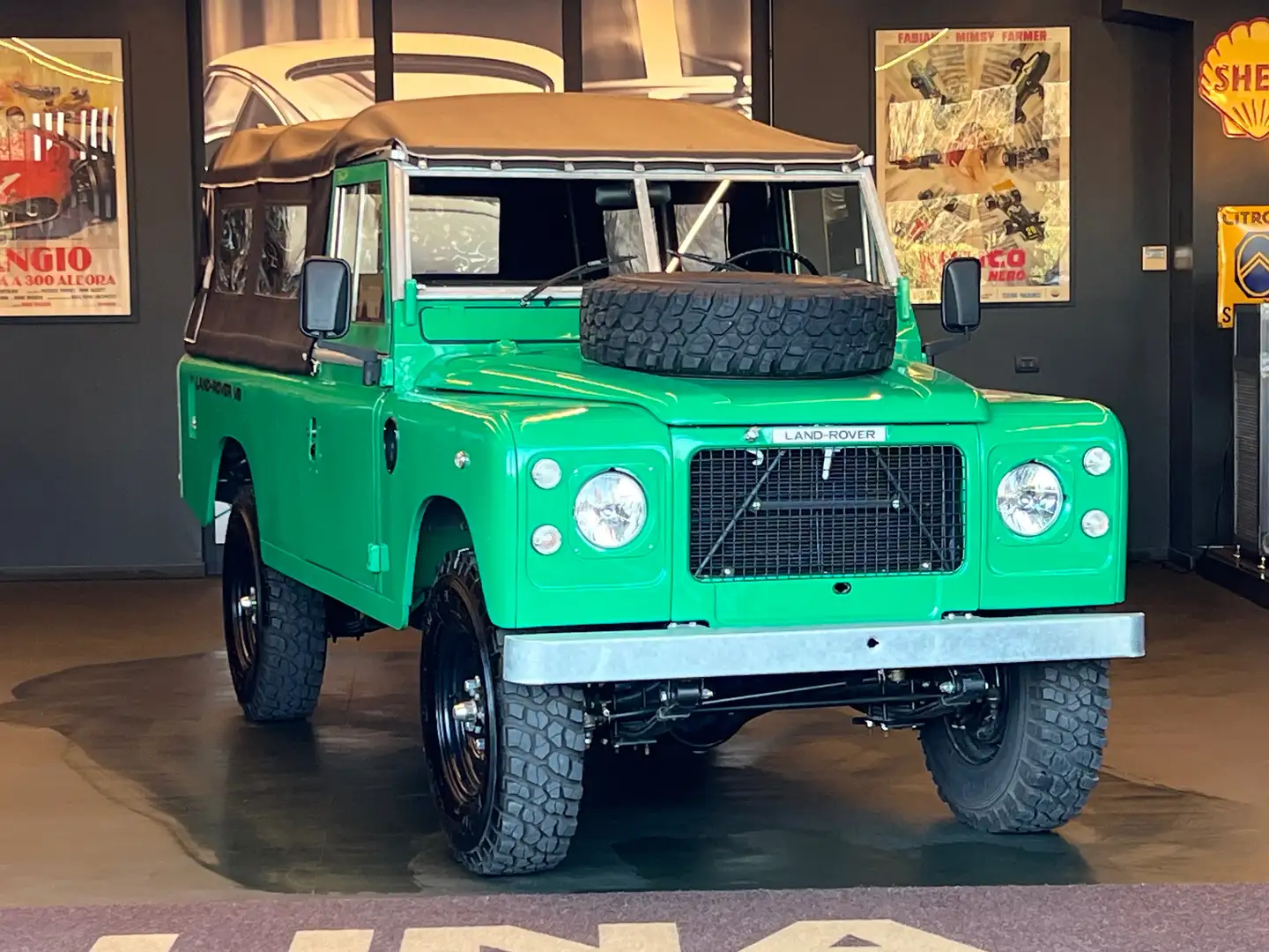 Land Rover Series 109 V8 SERIES 3 STAGE ONE -ASI- Grün - 1