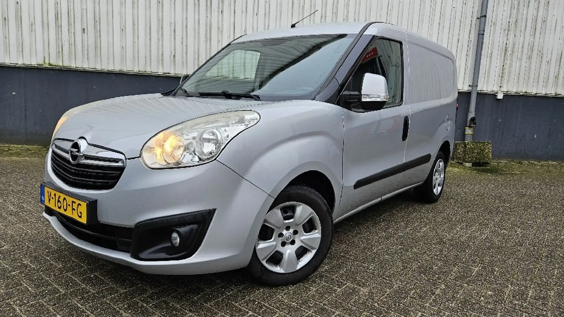 Opel Combo 1.6 CDTi L1H1 Sport - 2