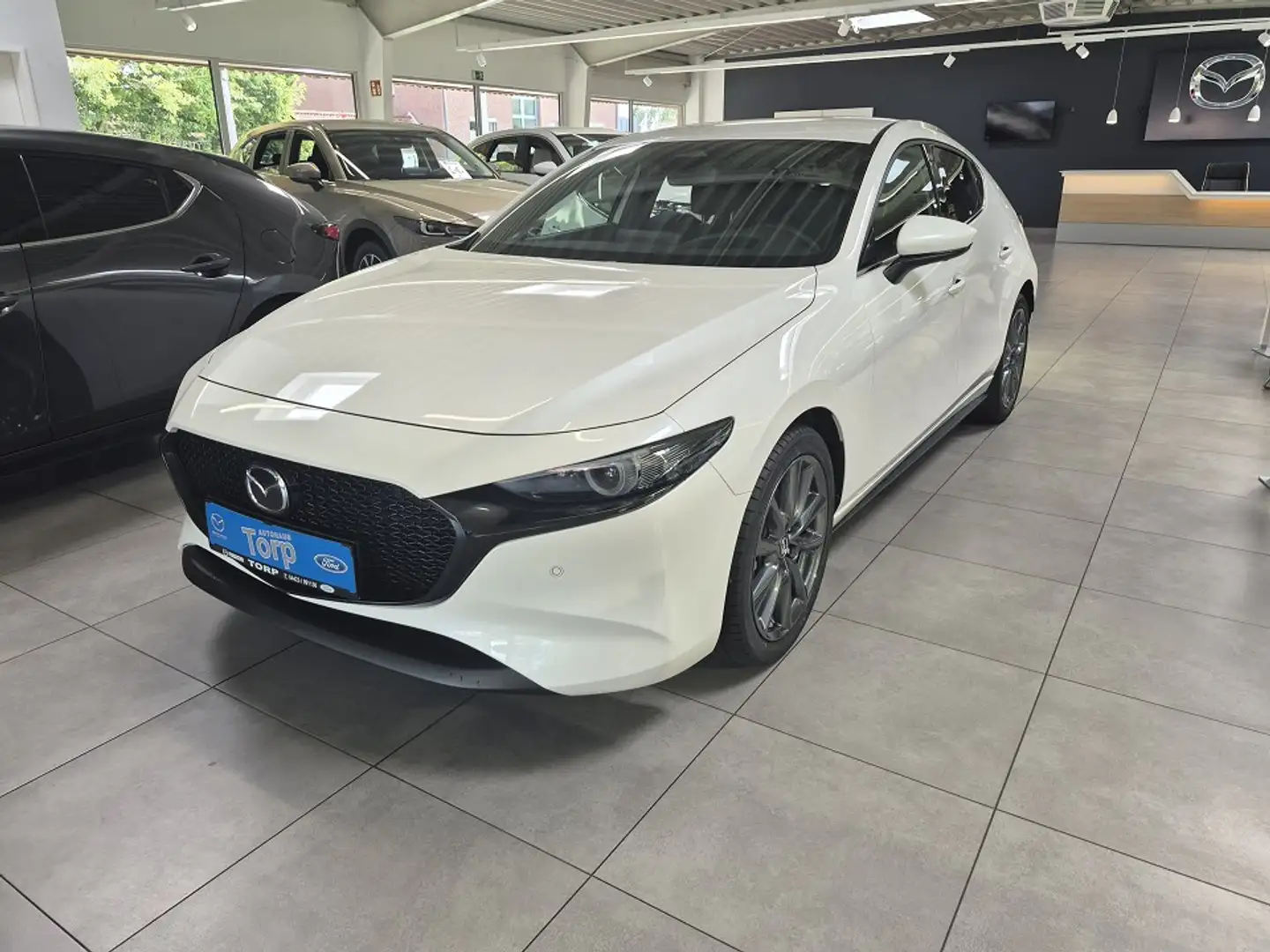 Mazda 3 Skyactiv 2.5 l G 140 PS  6MT FWD Exclusive-line Bianco - 1