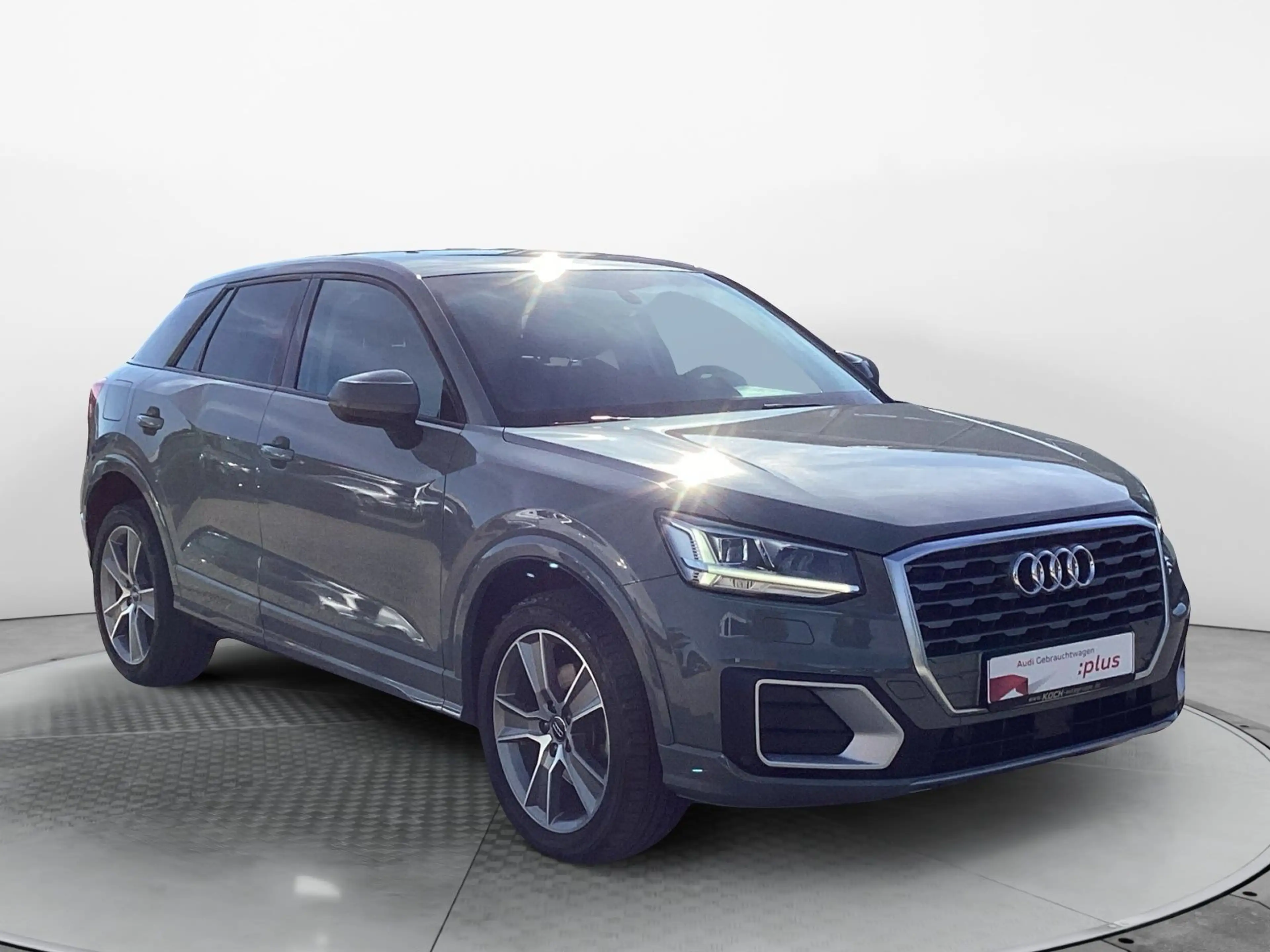 Audi Q2 35 TDI sport, smart phone interface, Sportsit — photo 7