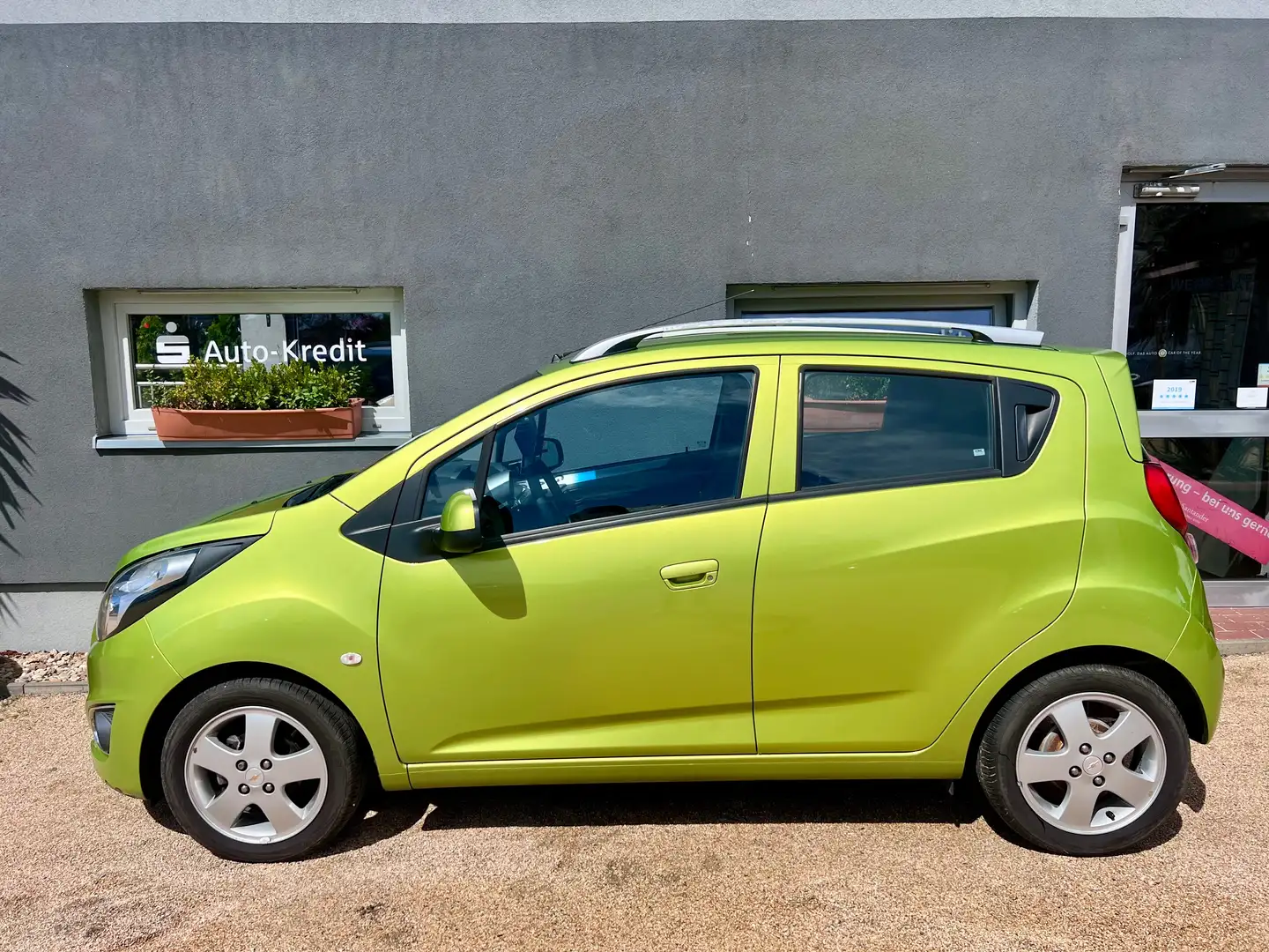 Chevrolet Spark LT+NAVI*ALU*5-TÜRIG*TÜV NEU*GARANTIE Verde - 2