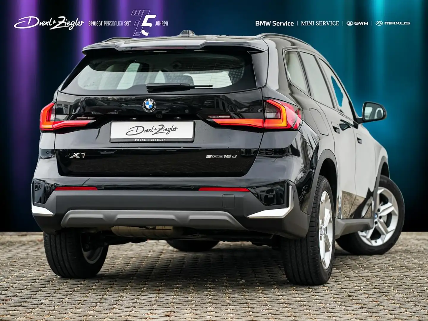 BMW X1 sDrive18d AHK 18 AdLED Aktivsitz KoZg SpPaket Schwarz - 2