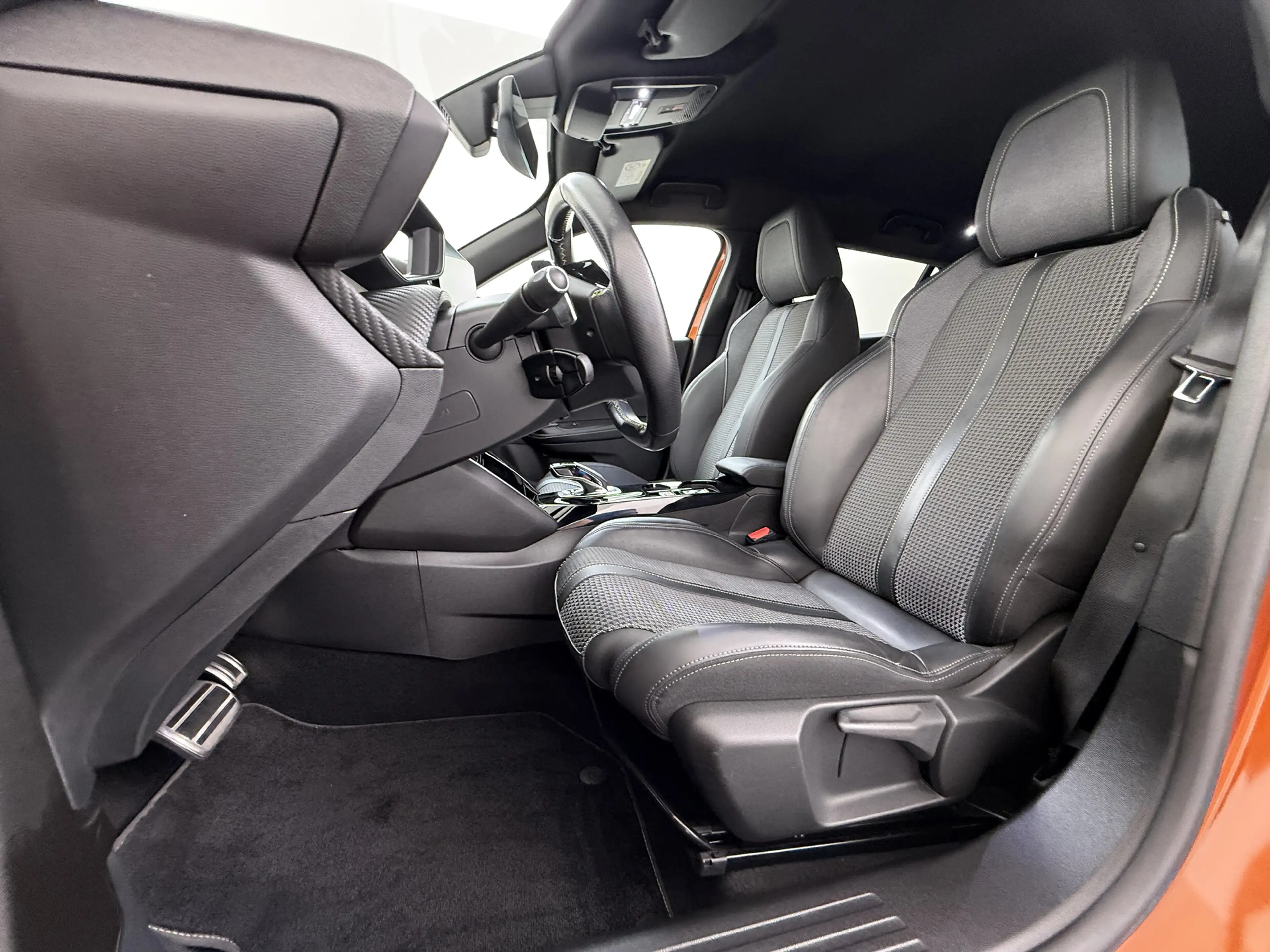 Peugeot 2008 131PK Automaat GT-Line 360°Camera Virtual Cockpit — photo 9