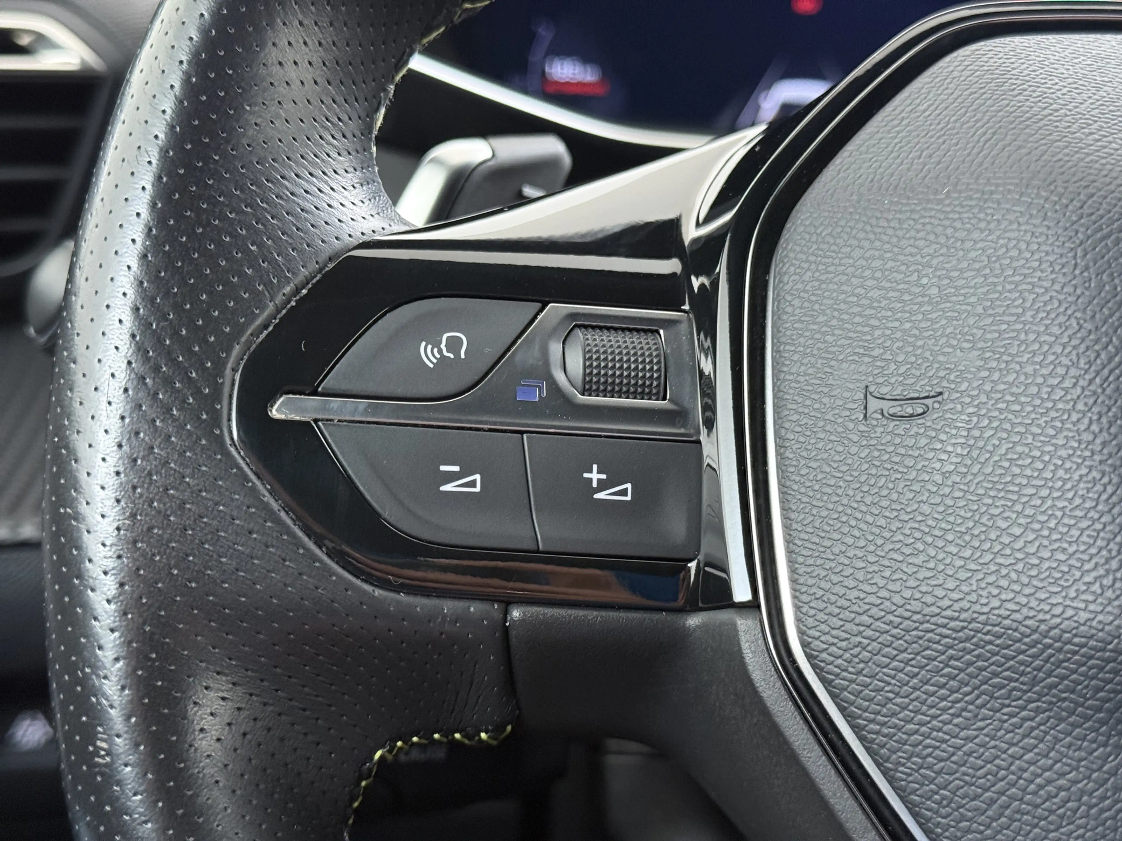 Peugeot 2008 131PK Automaat GT-Line 360°Camera Virtual Cockpit — photo 27