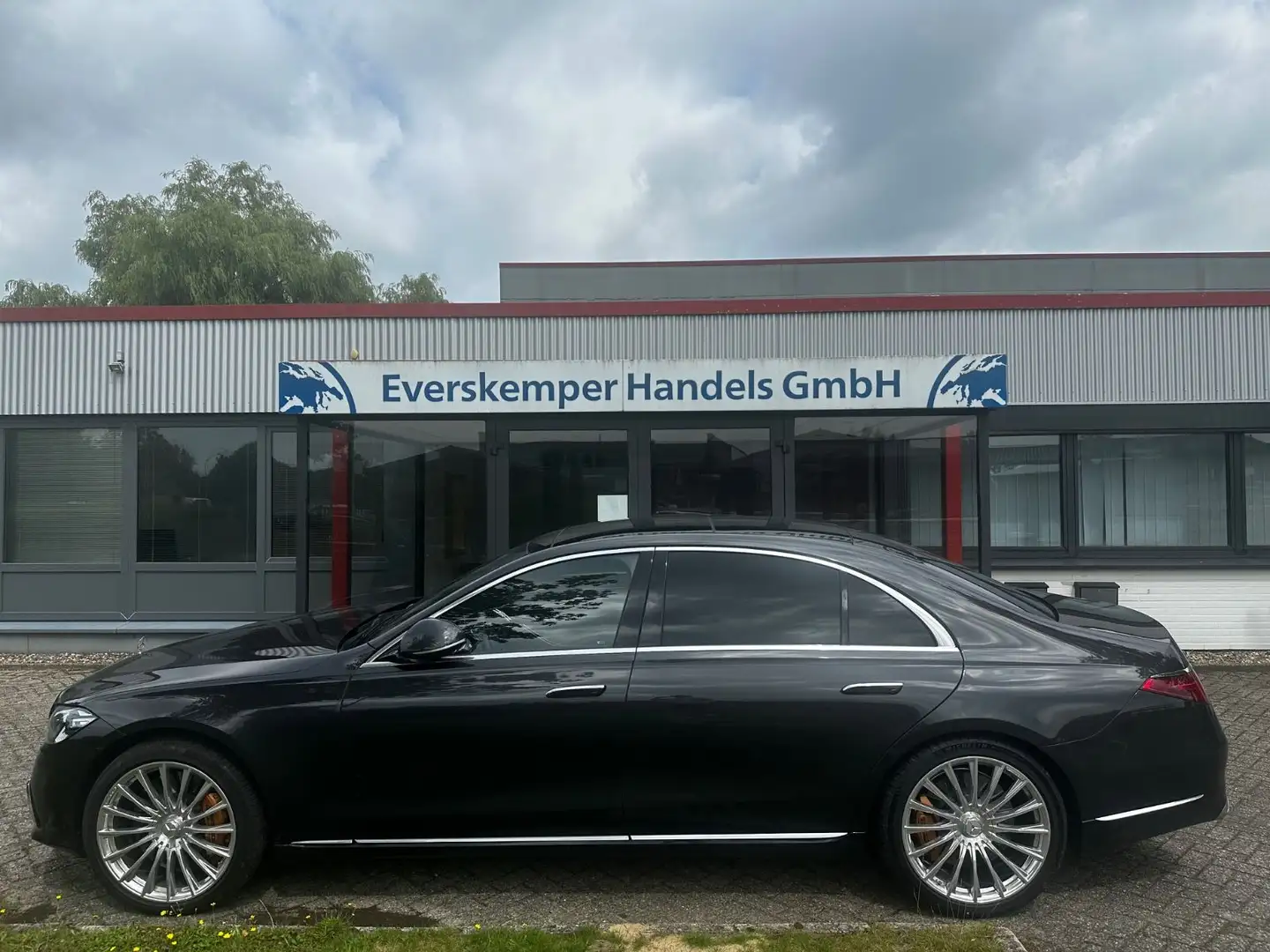 Mercedes-Benz S 580 S580 4M Long/21 AMG/CERAMIC BRAKE/4D BURMESTER Grijs - 1