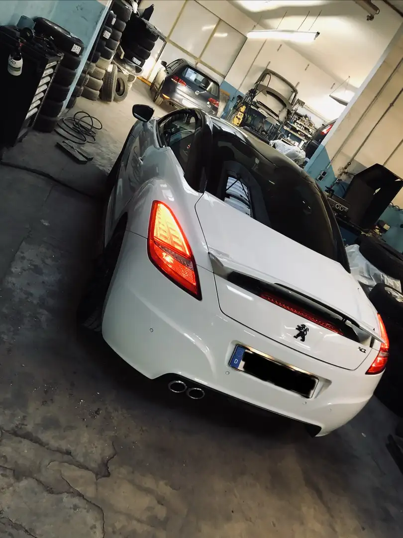 Peugeot RCZ 2.0 HDi FAP 165 - 1