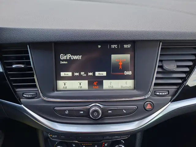 Opel Astra view 9