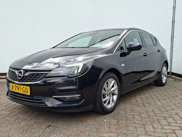 Opel Astra view 11